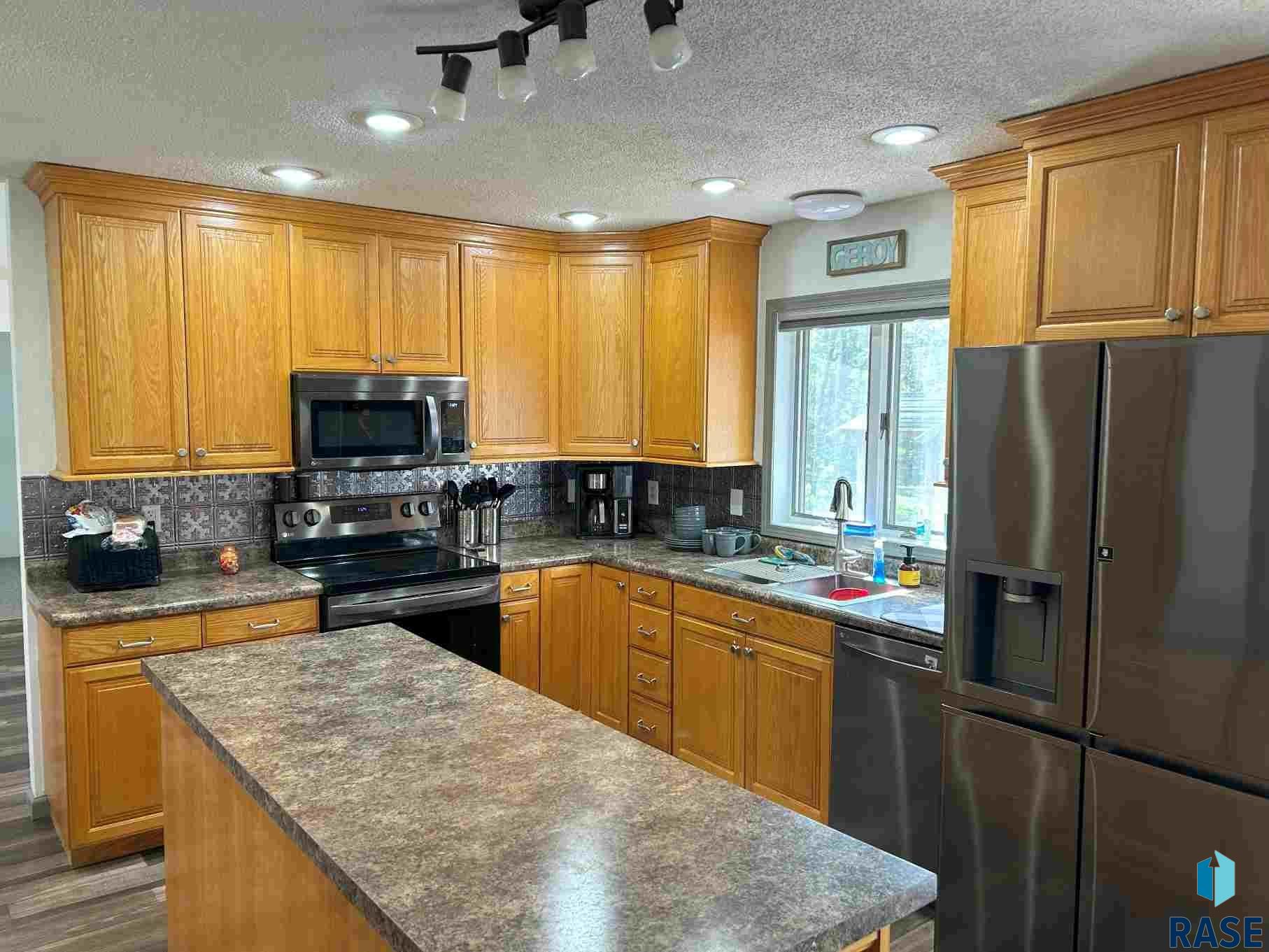 1433 Pebble Beach Rd Road, Mitchell, New Jersey image 3