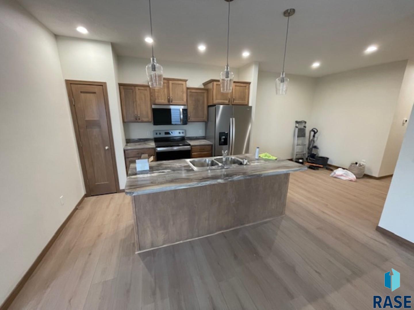 3406 S Heather Ave Avenue, Sioux Falls, New Jersey image 2
