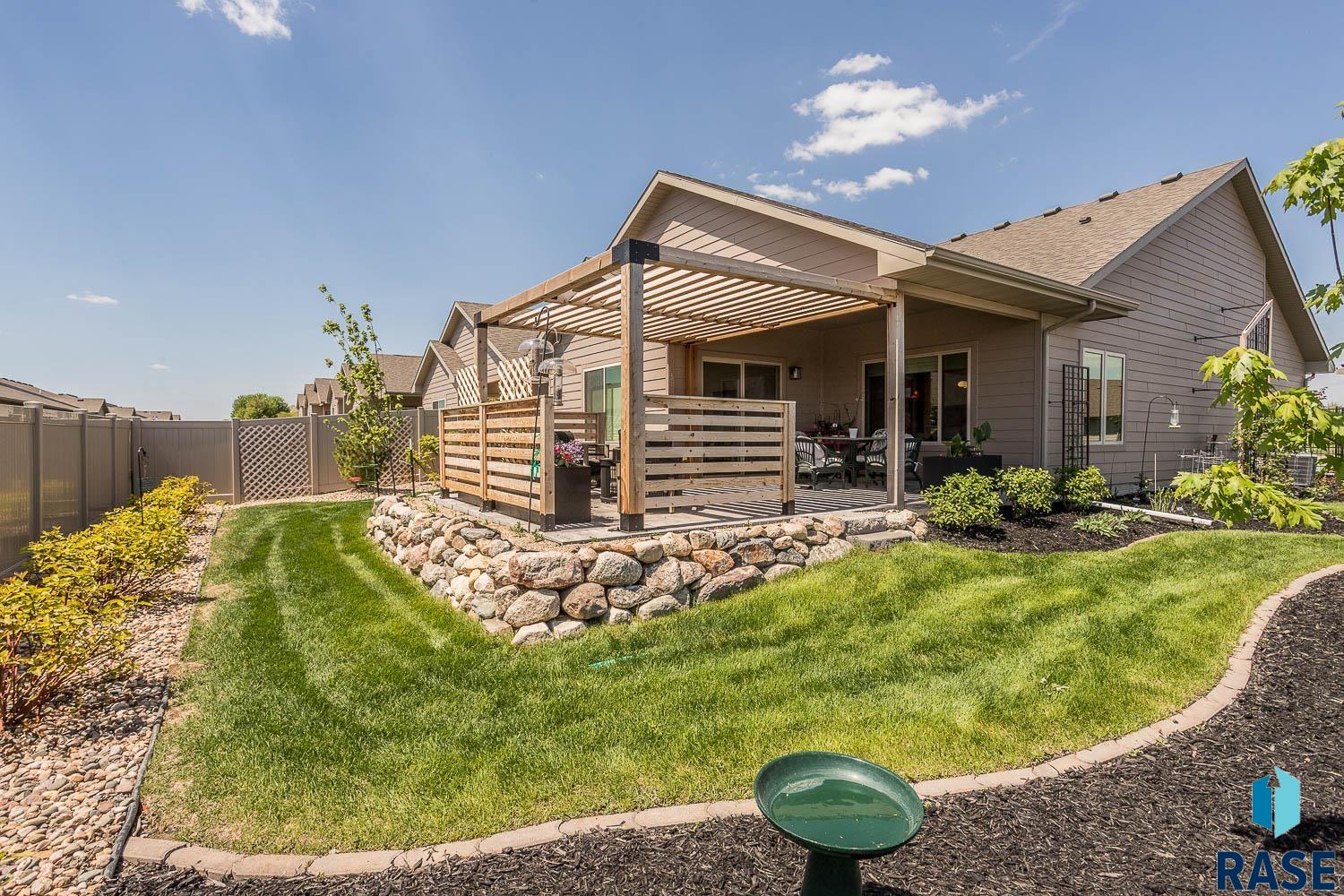 2433 E Joshua Cir Circle, Sioux Falls, New Jersey image 9