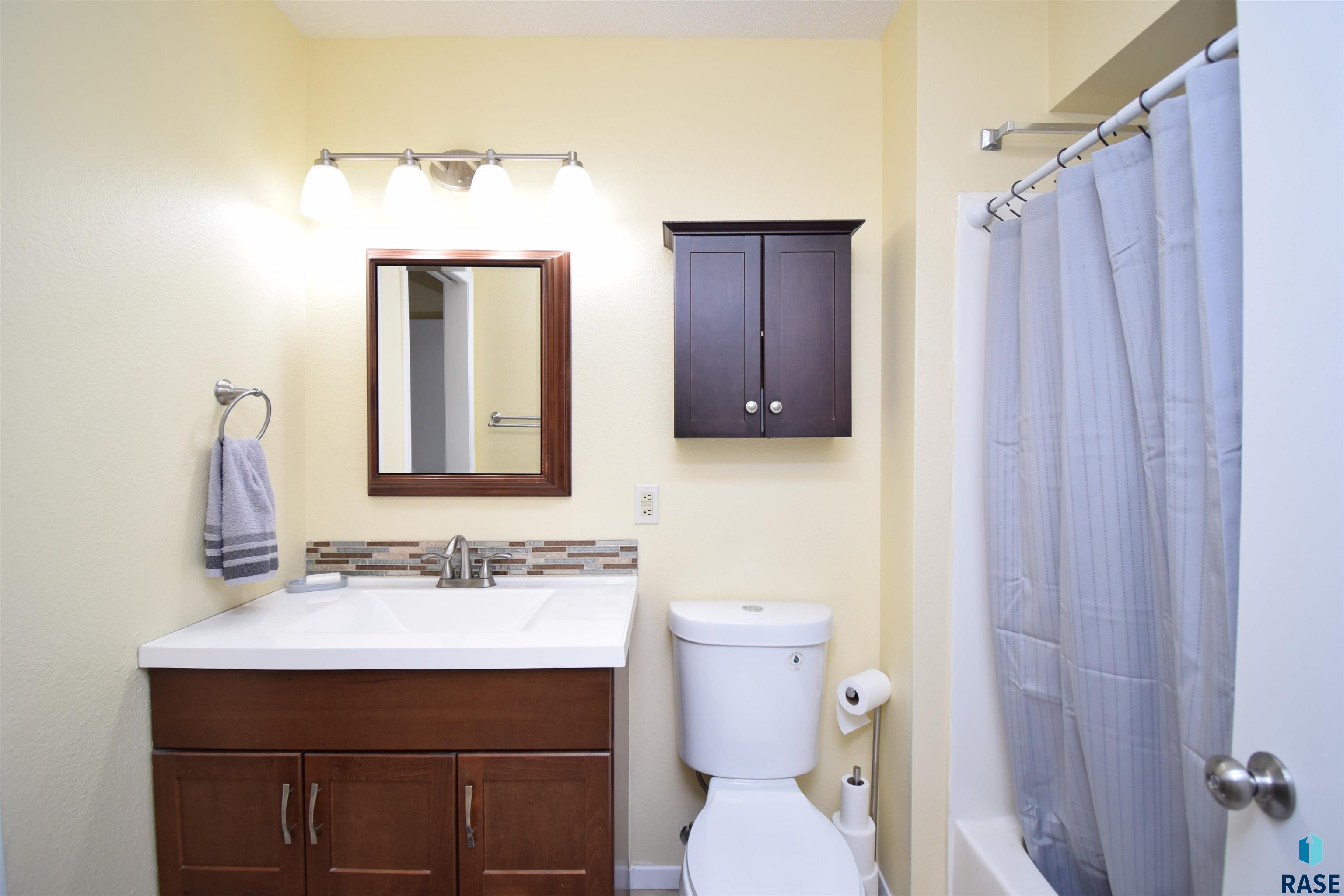 1104 W 57th St Street #207A, Sioux Falls, South Dakota image 19