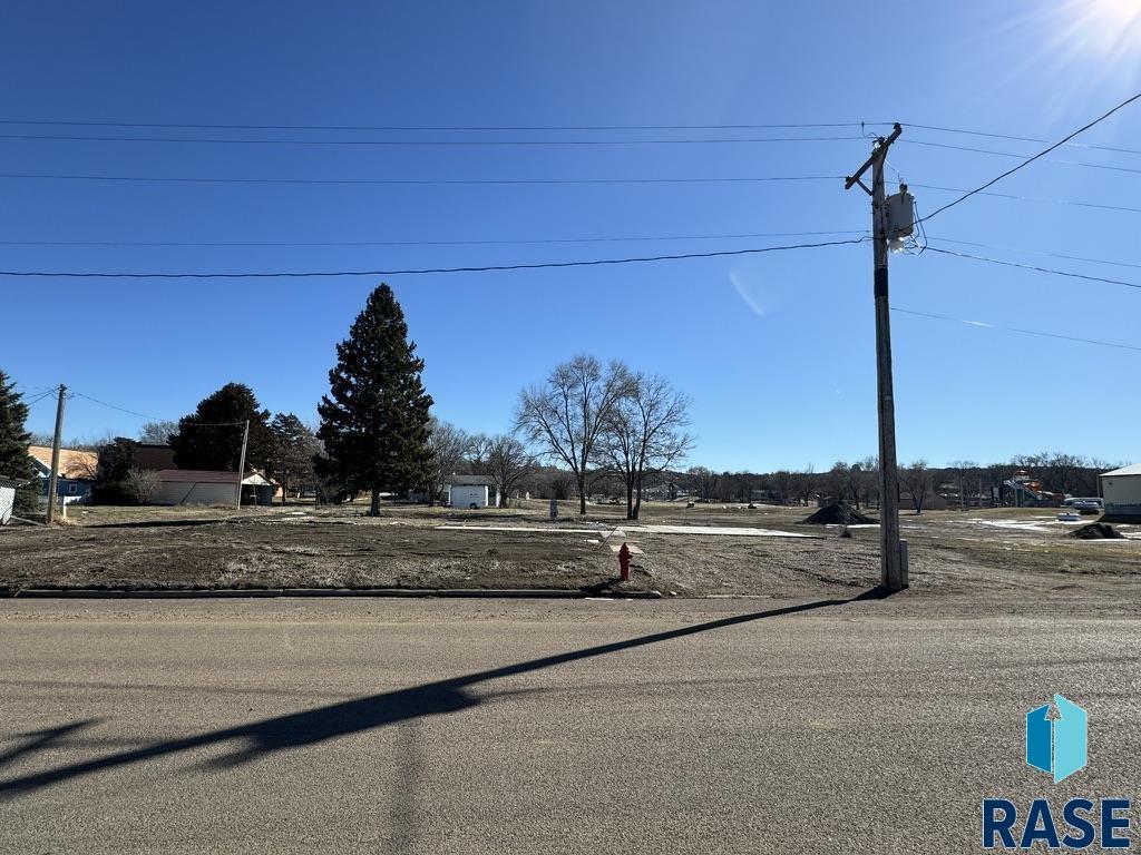 407 S River St Street, Chamberlain, South Dakota image 5