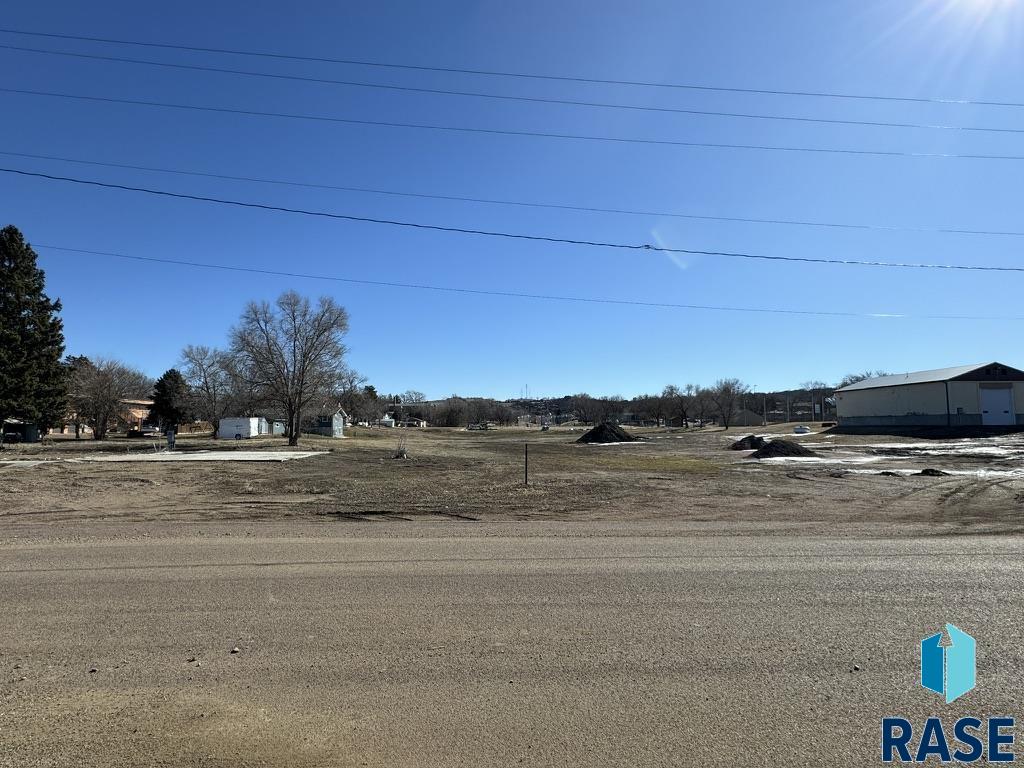 407 S River St Street, Chamberlain, South Dakota image 2