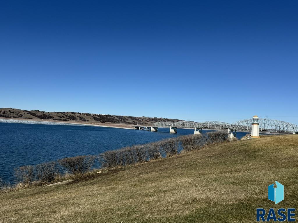 407 S River St Street, Chamberlain, South Dakota image 10