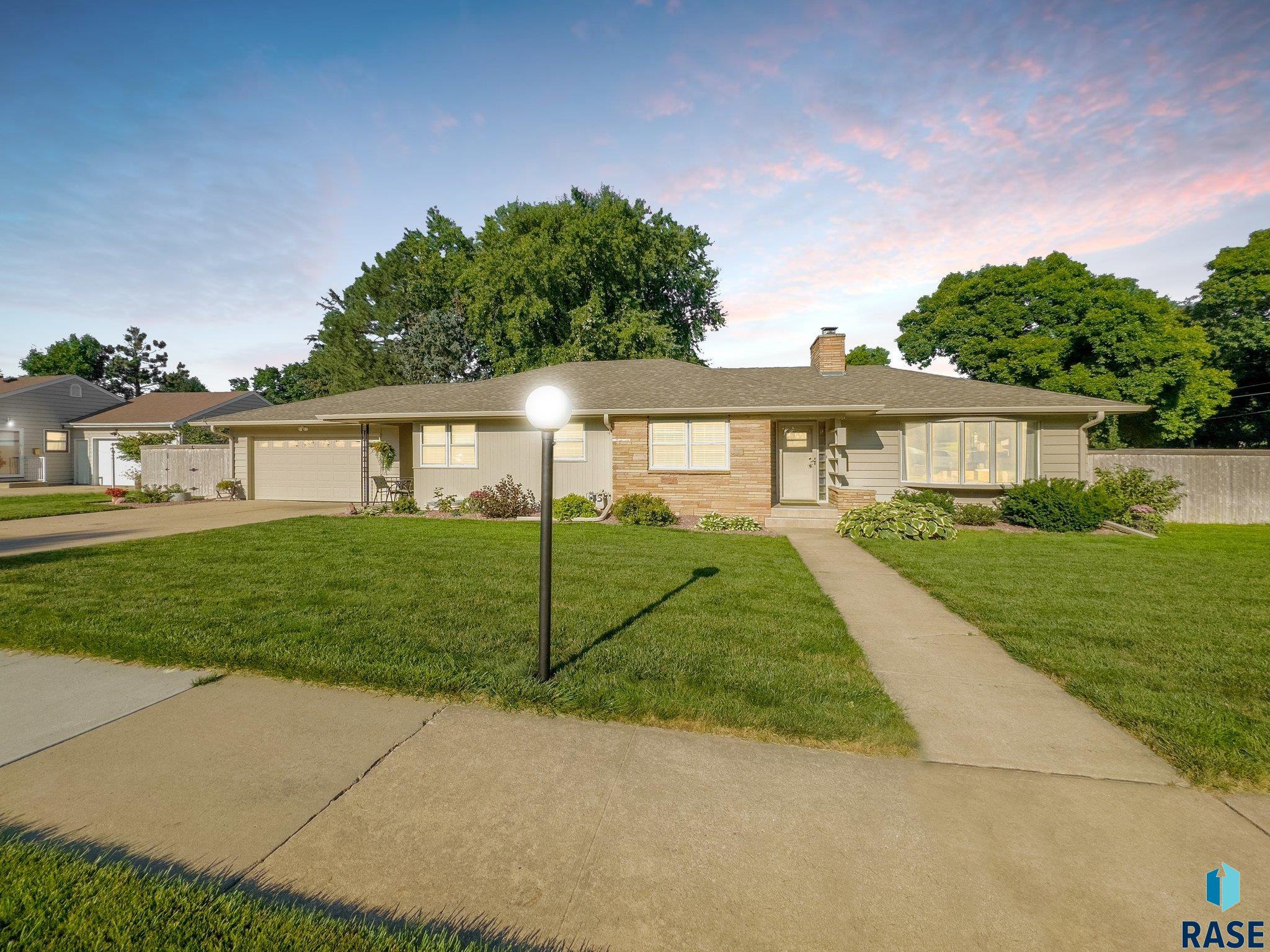 1401 S Garfield Ave Avenue, Sioux Falls, South Dakota image 1