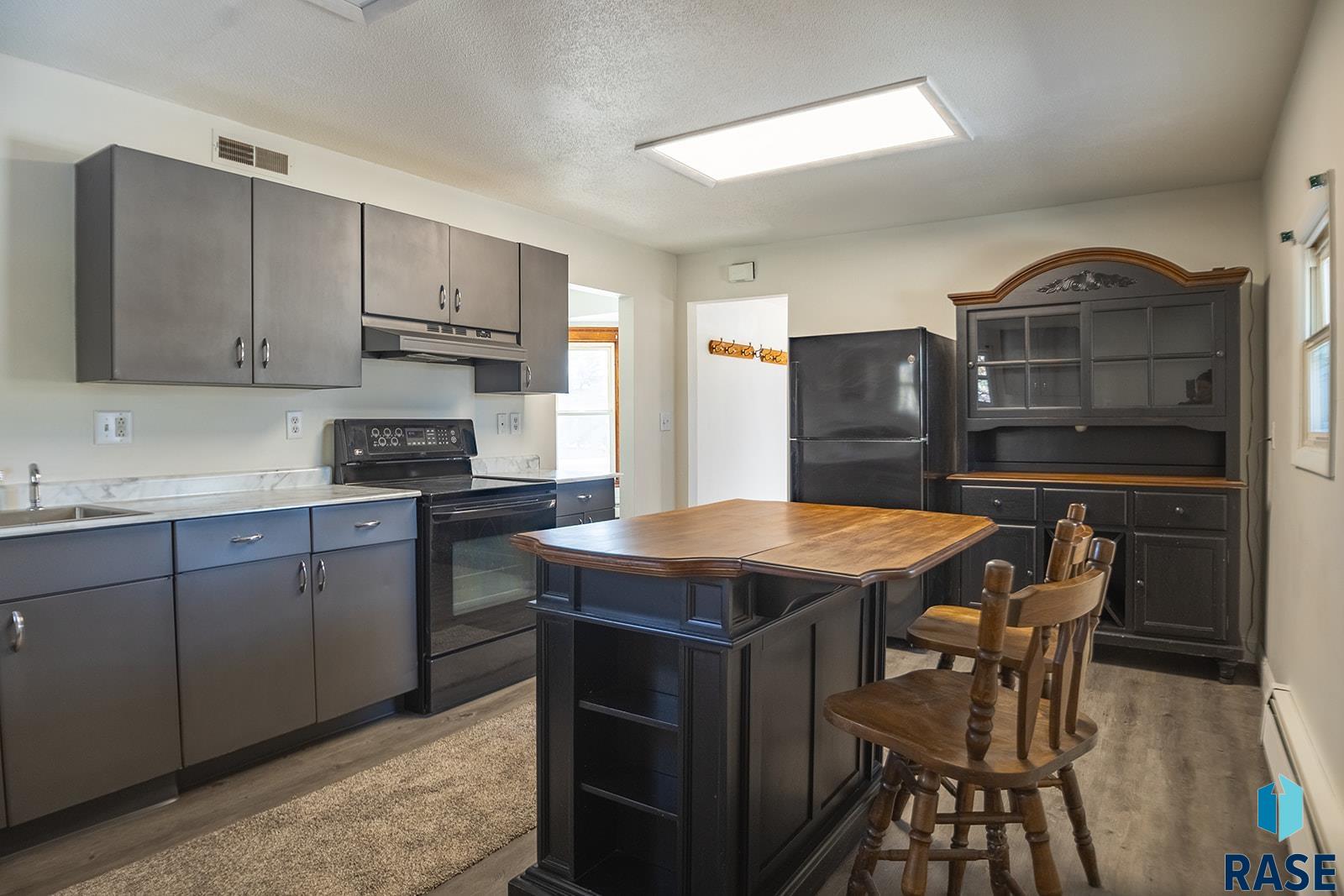 707 N Oaks Ave Avenue, Hartford, South Dakota image 3