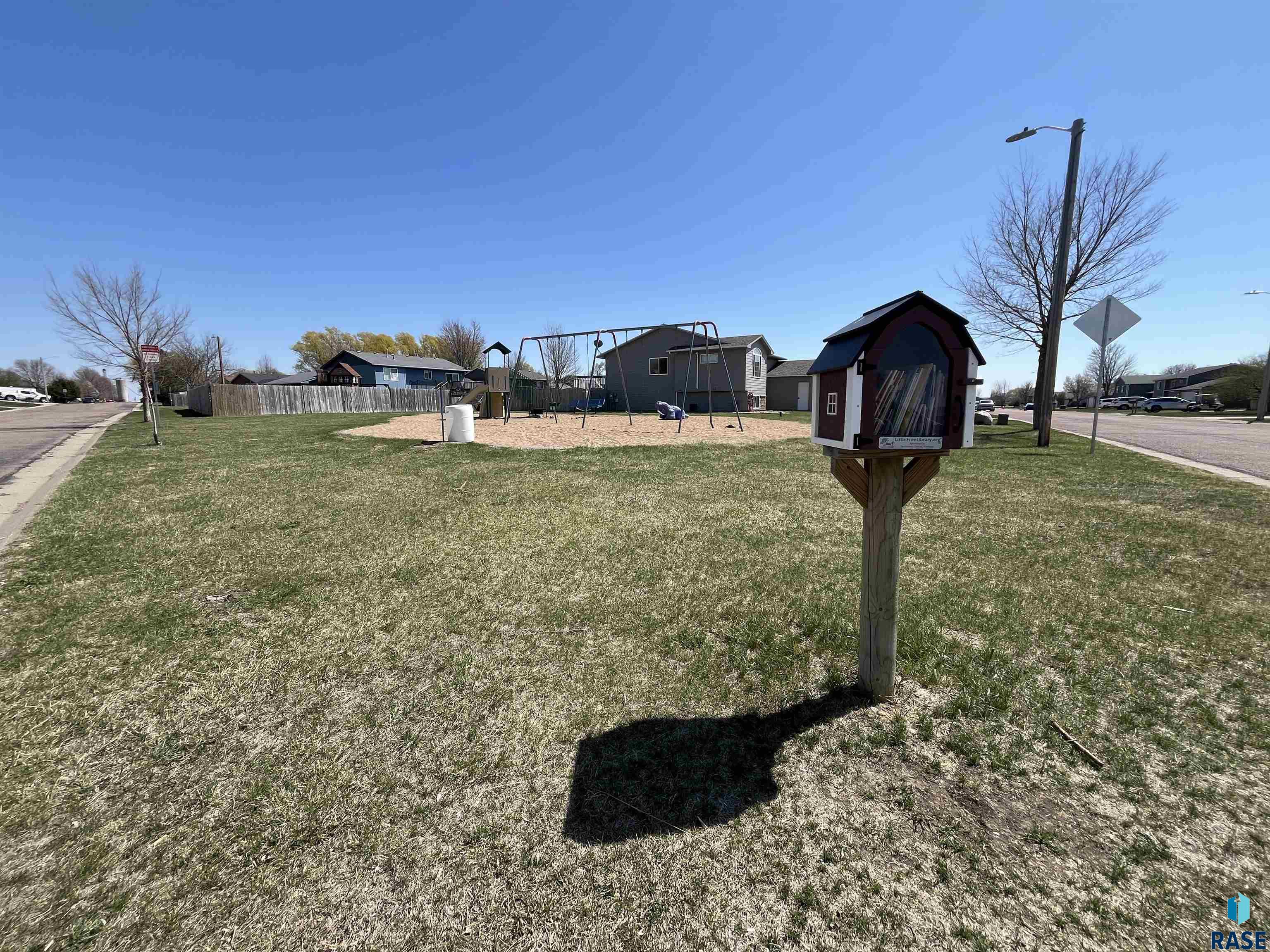 808 Beck St Street, Worthing, South Dakota image 4