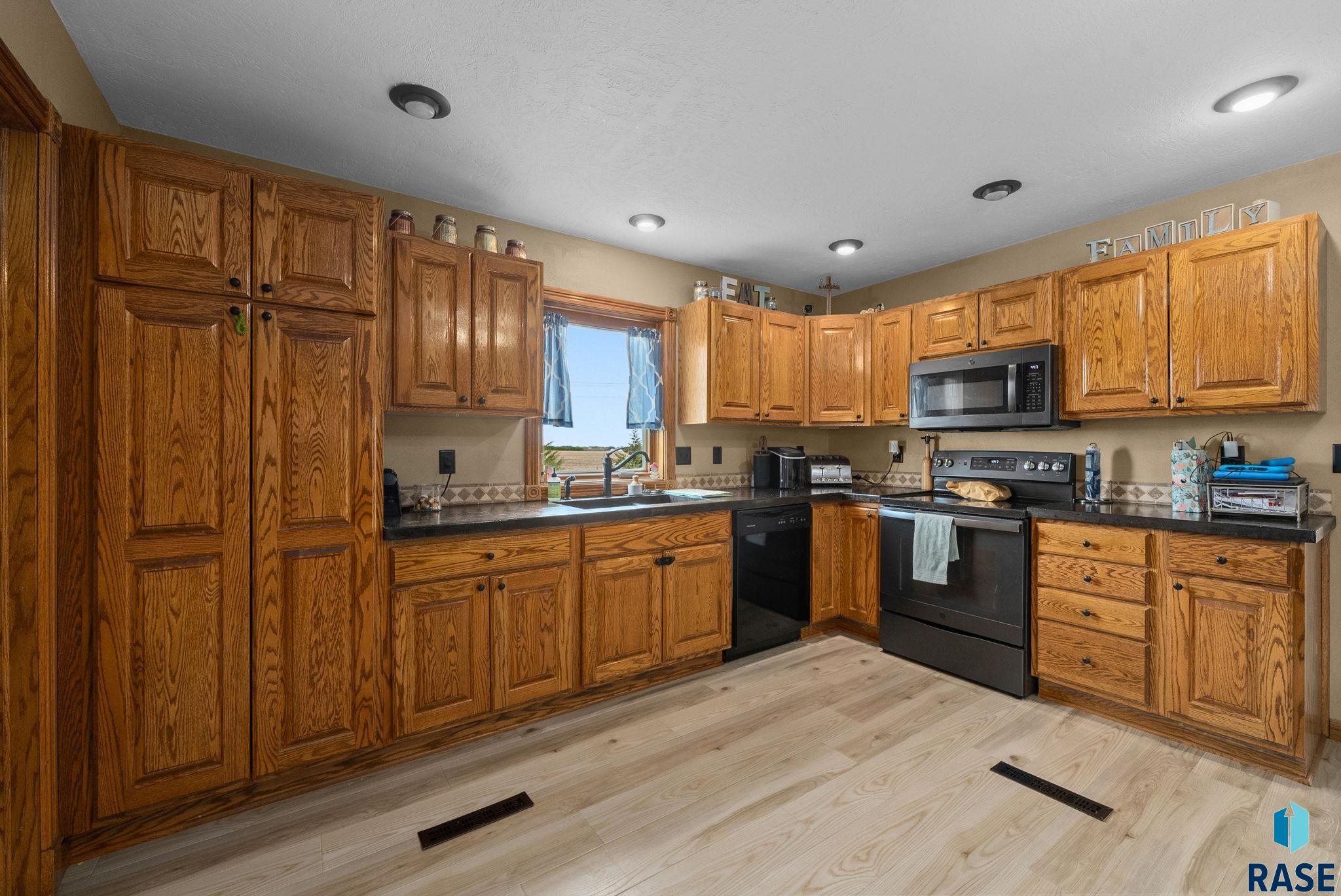 47847 272nd St Street, Harrisburg, New Jersey image 3