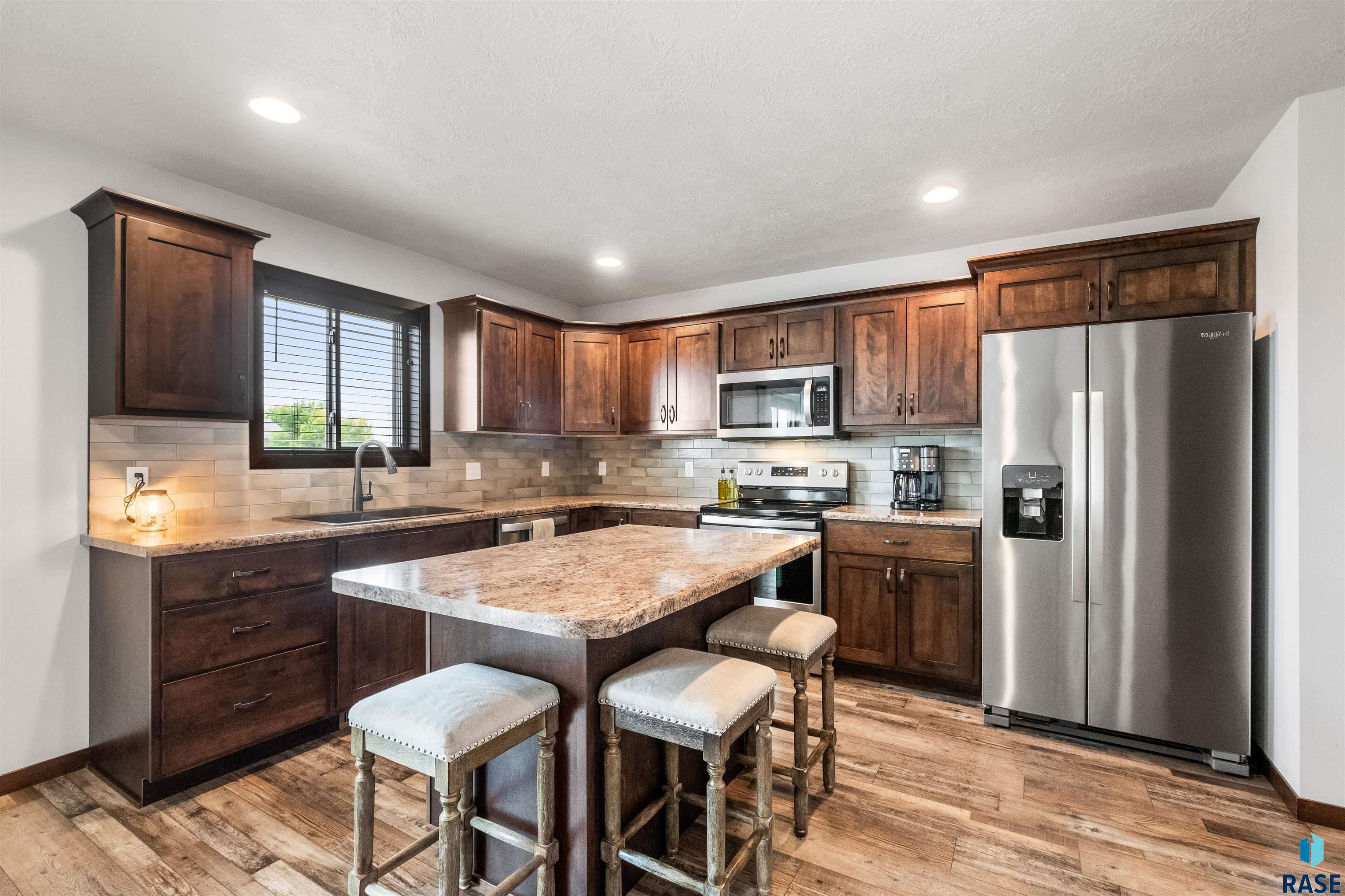 4215 N Knob Hill Ct Court, Sioux Falls, South Dakota image 8