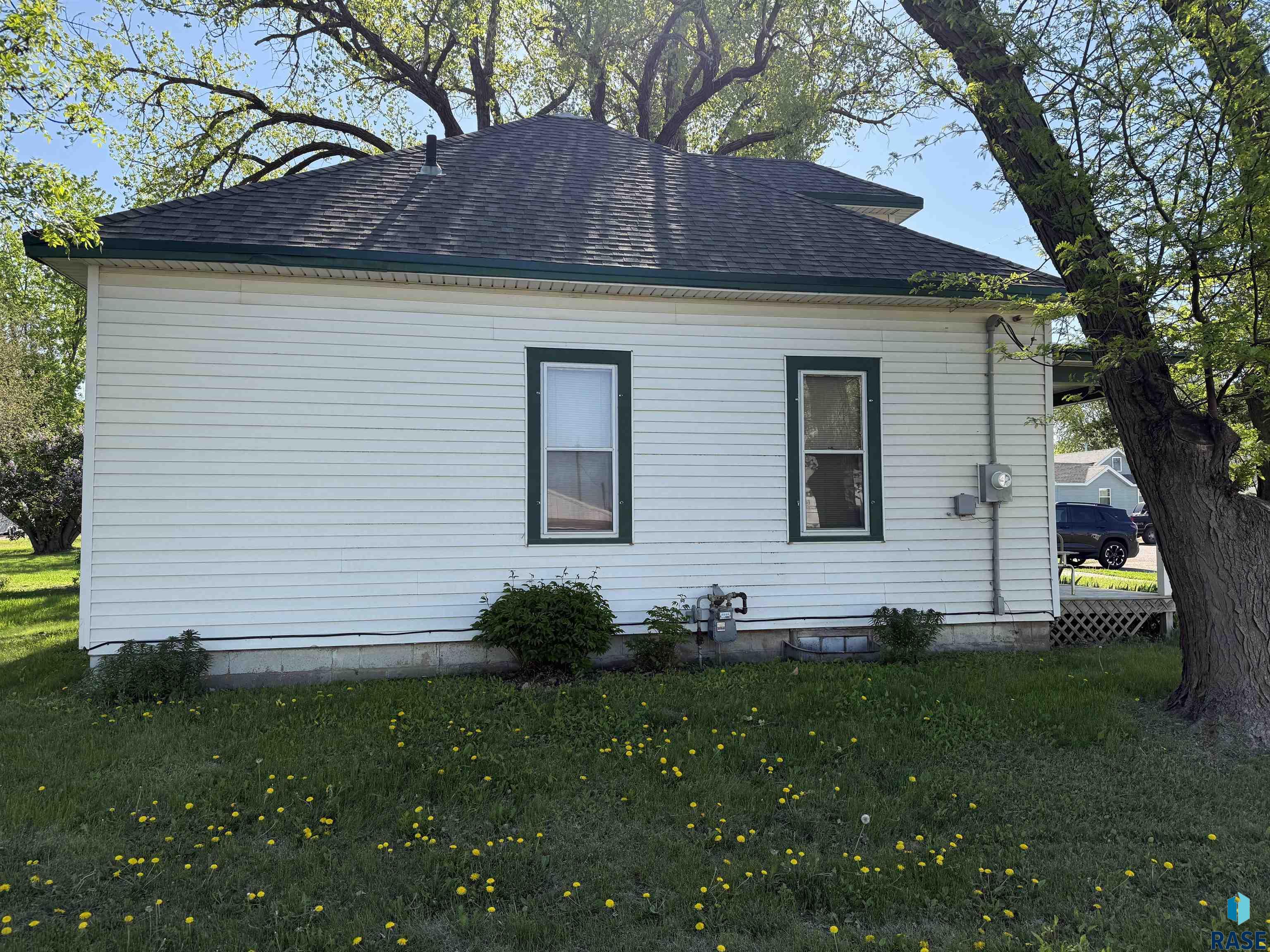 100 E State St Street, Marion, New Jersey image 3