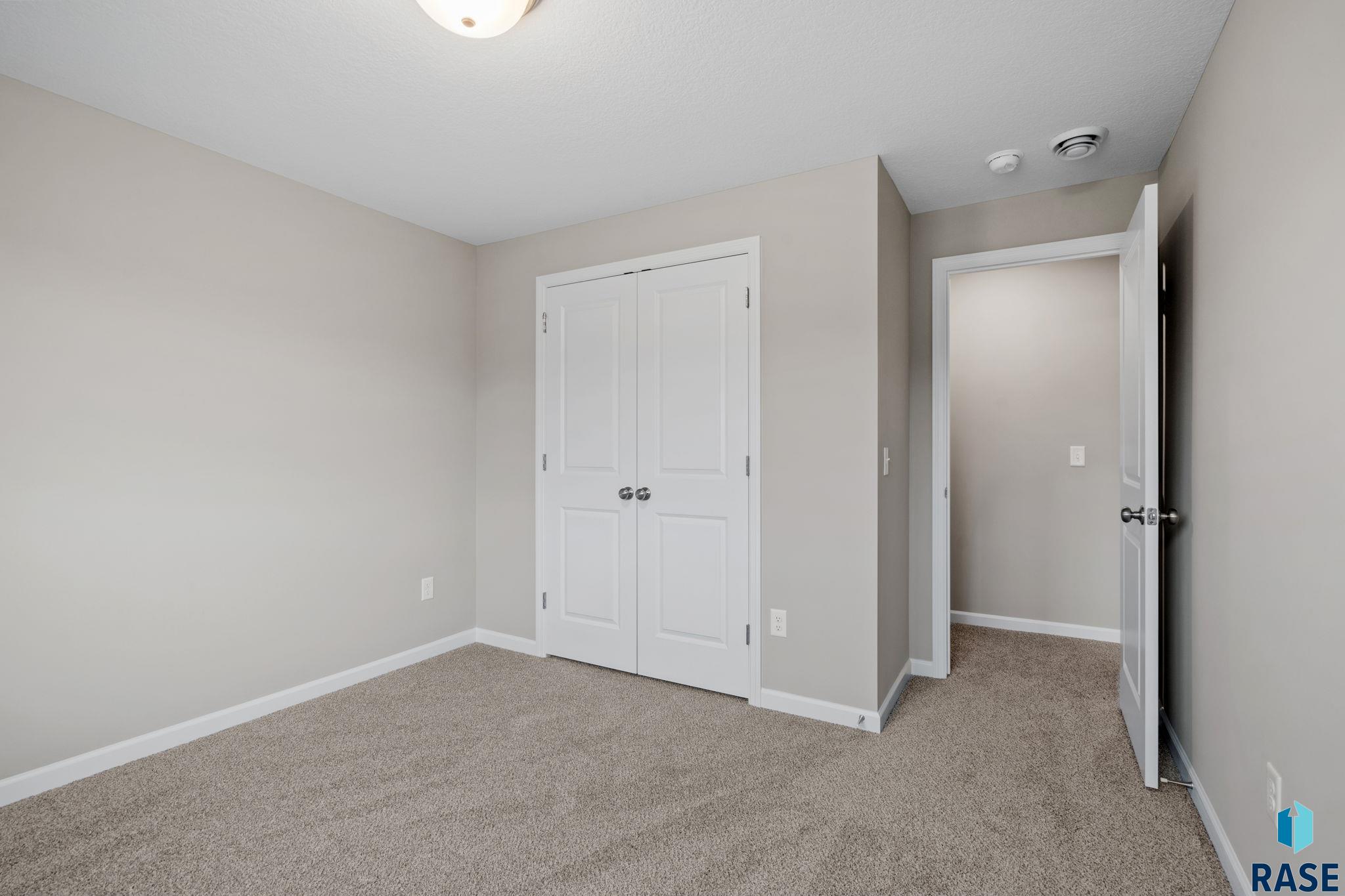 510 Hillside St Street, Harrisburg, New Jersey image 26