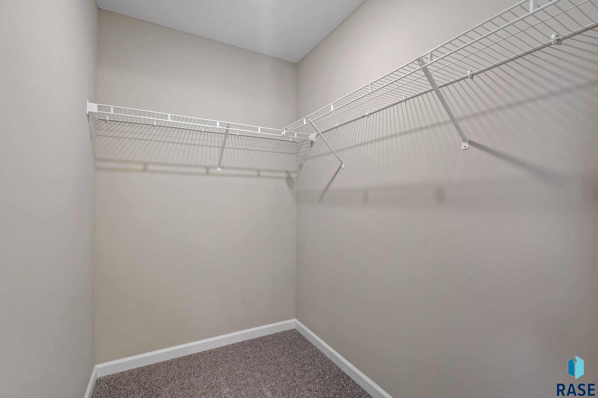 510 Hillside St Street, Harrisburg, New Jersey image 16