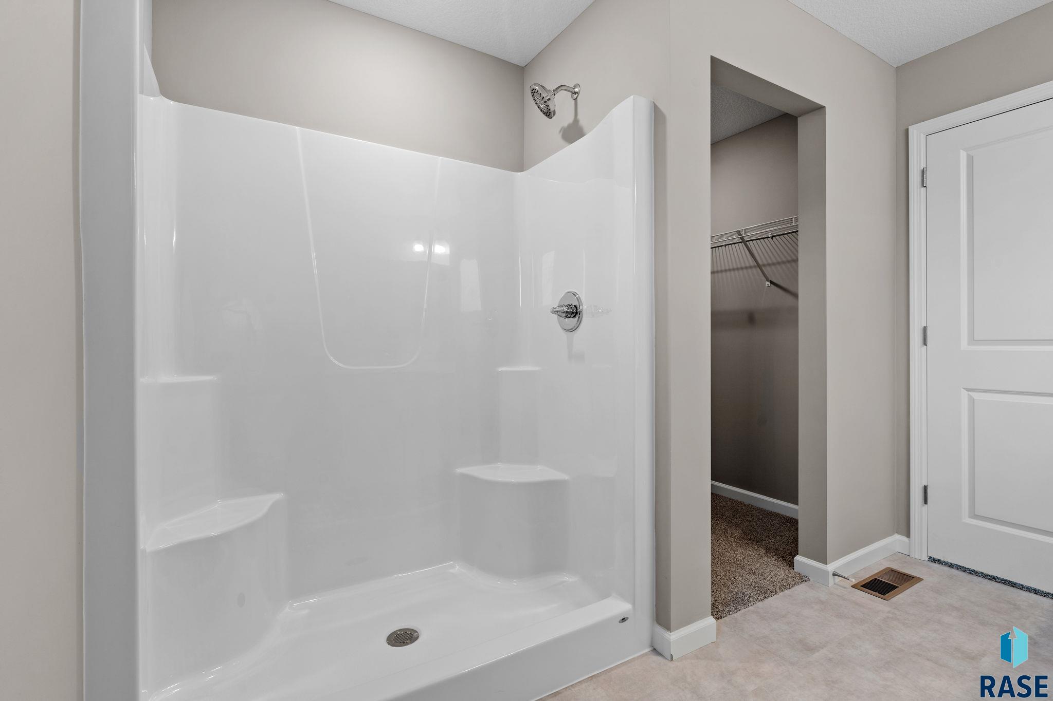 510 Hillside St Street, Harrisburg, New Jersey image 15