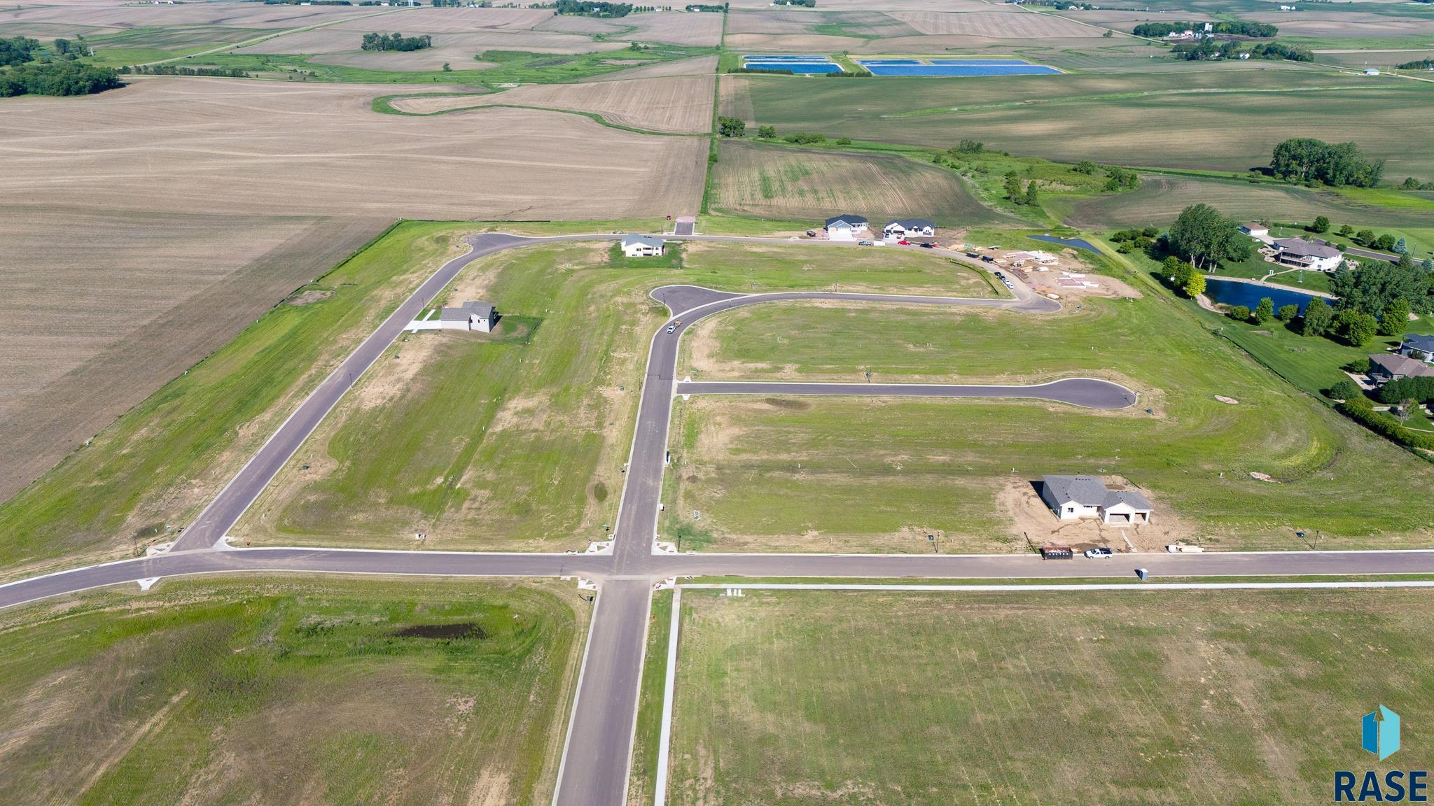 19 High Cross Cir Circle, Crooks, South Dakota image 1