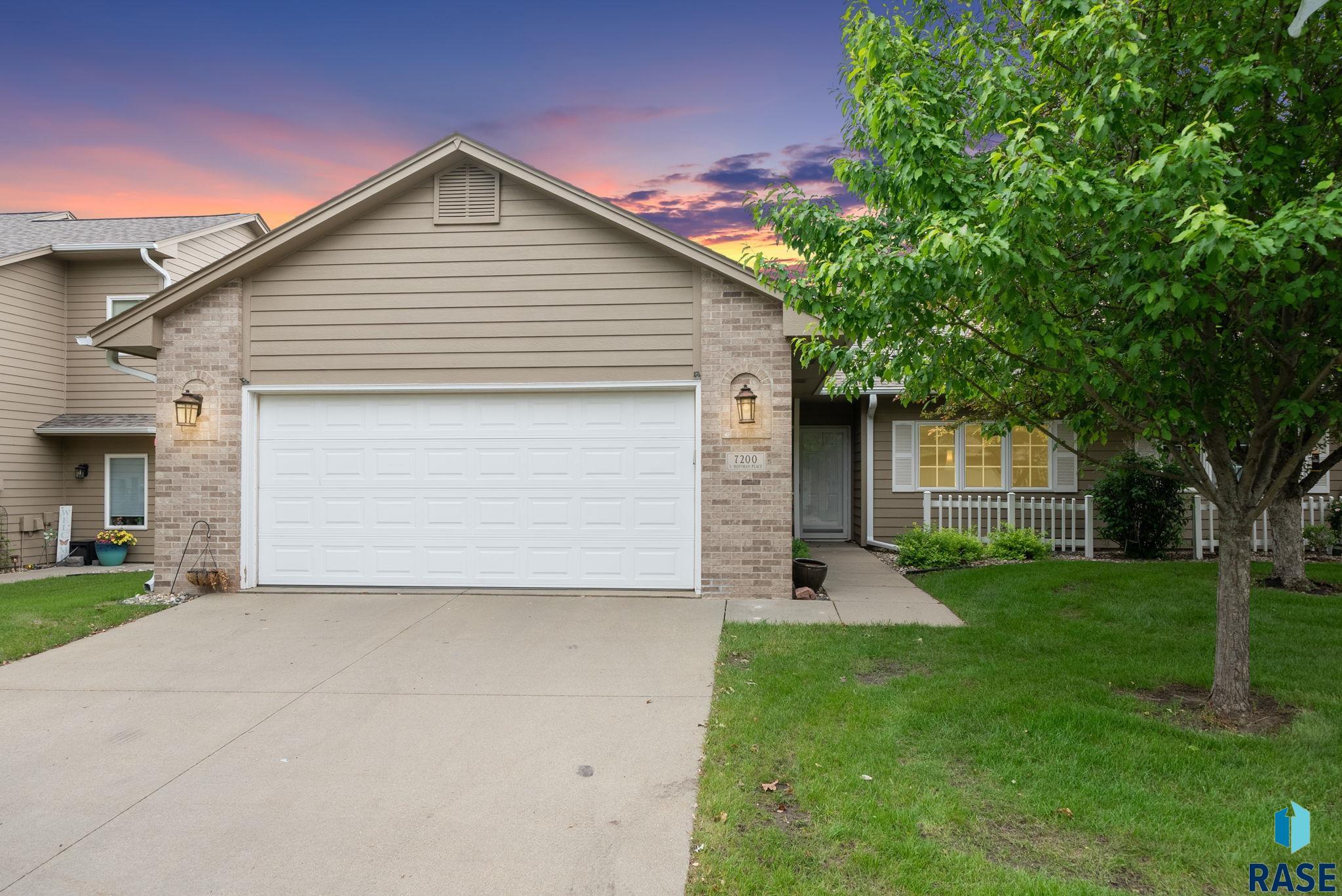 7200 S Hoffman Pl Place, Sioux Falls, New Jersey image 1