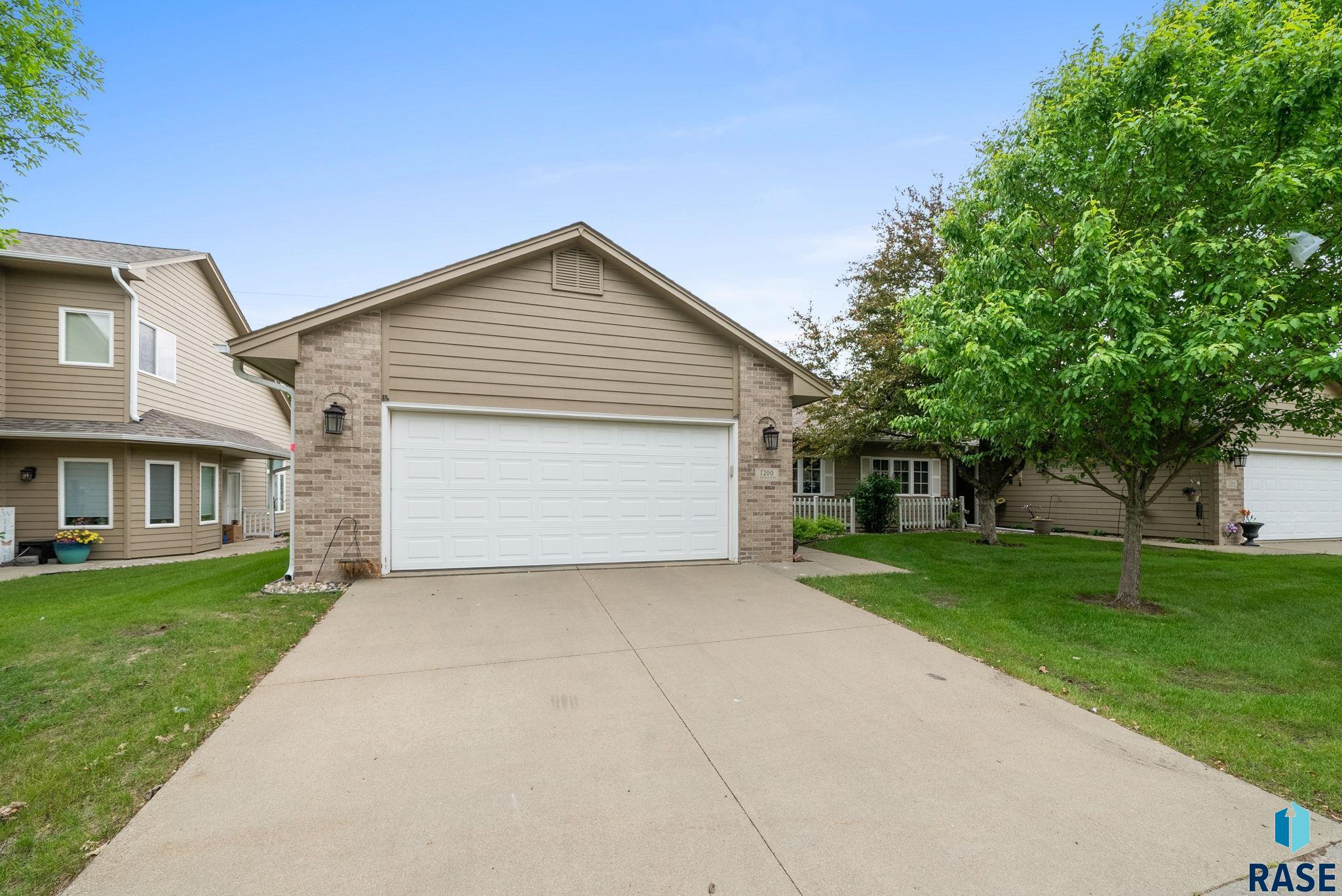 7200 S Hoffman Pl Place, Sioux Falls, New Jersey image 2