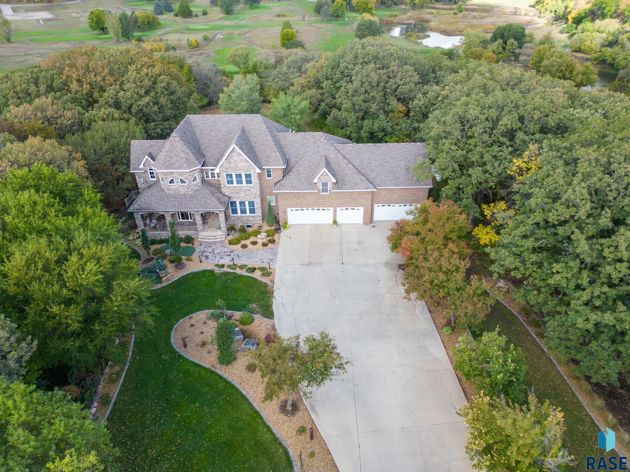 300 N Fairway Cir Circle, Brandon, South Dakota image 2