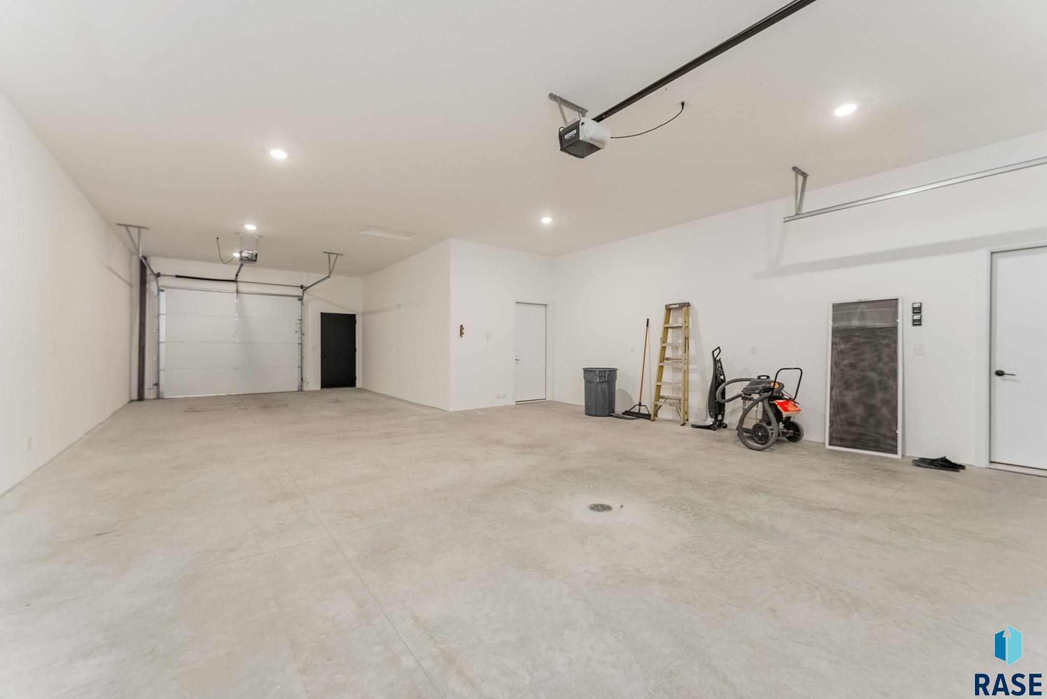 413 W 5th St Street, Crooks, New Jersey image 23