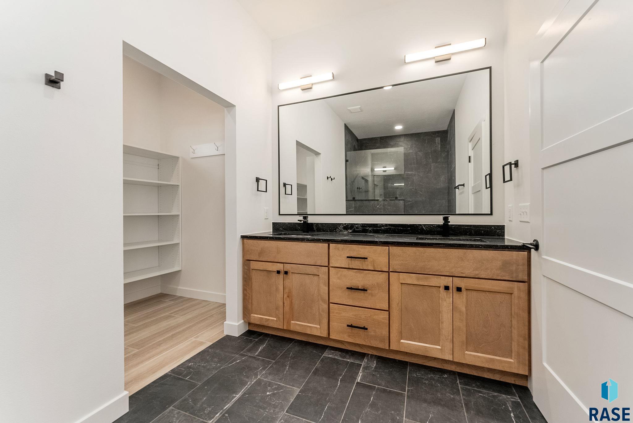 413 W 5th St Street, Crooks, New Jersey image 15