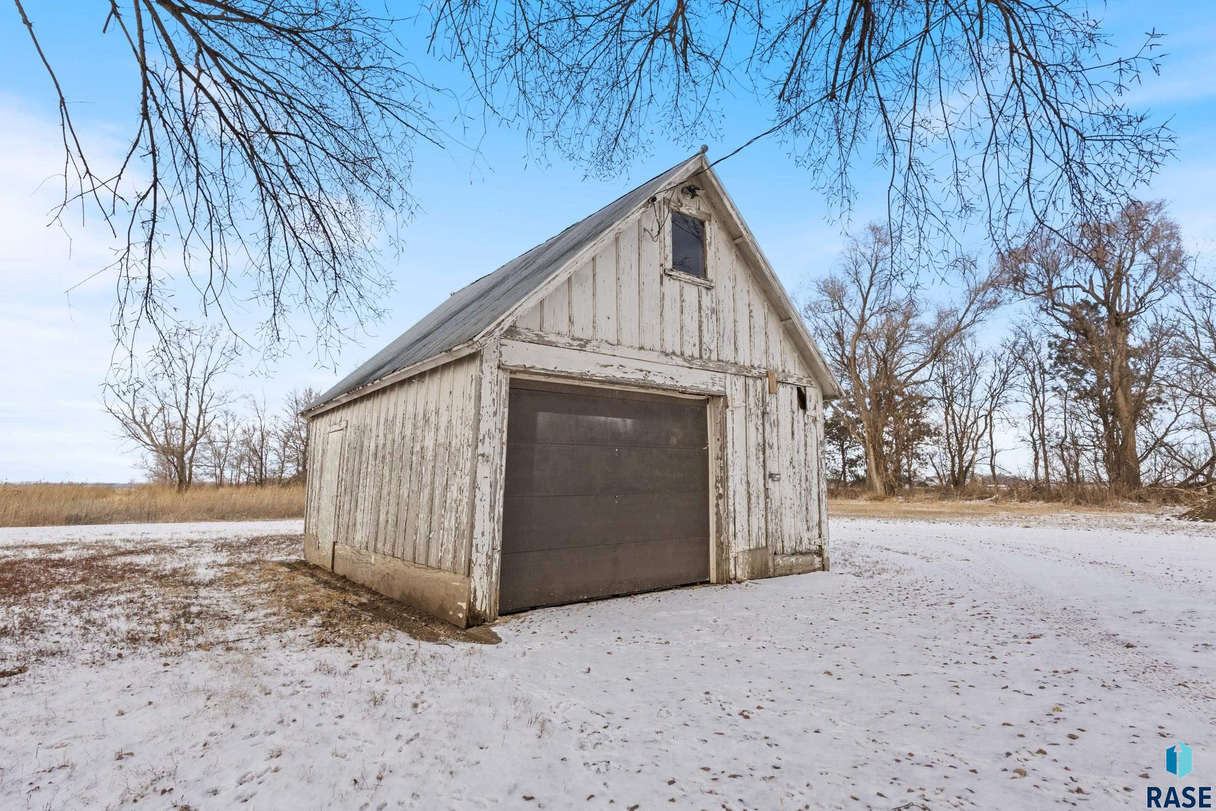 46820 306th St Street, Beresford, South Dakota image 23