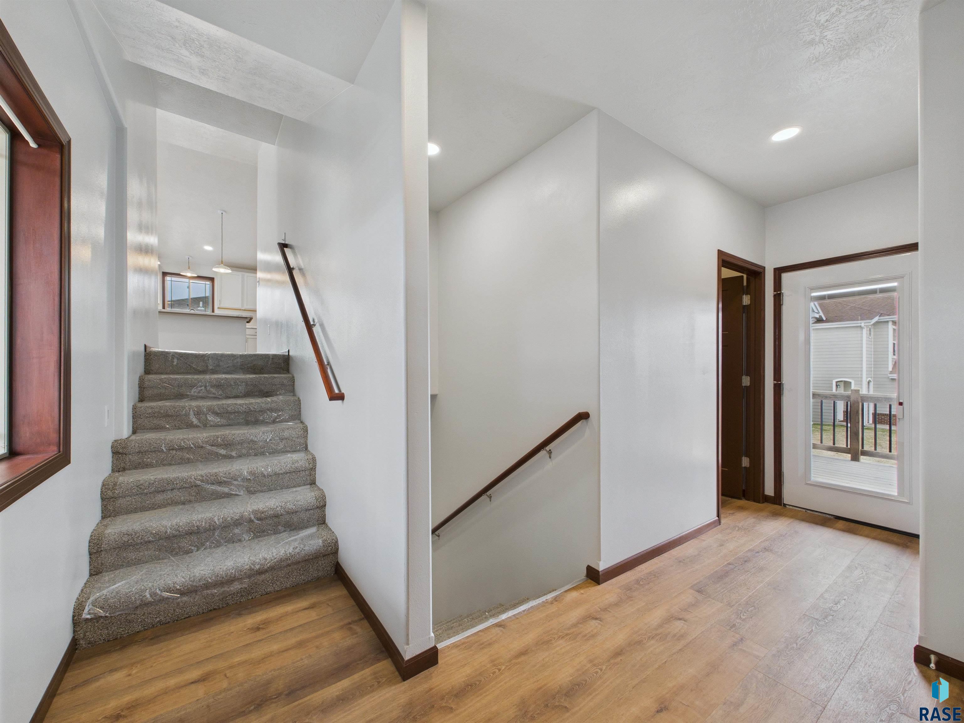 1180 Ruud Trl Trail, Hartford, New Jersey image 2