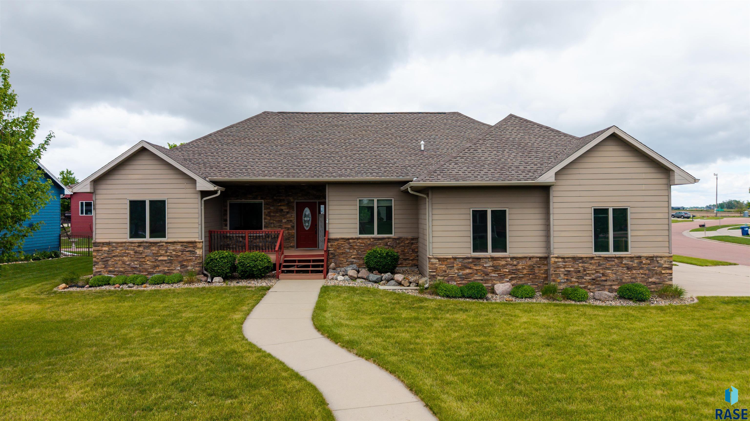 2601 N Devon Ave Avenue, Tea, South Dakota image 1