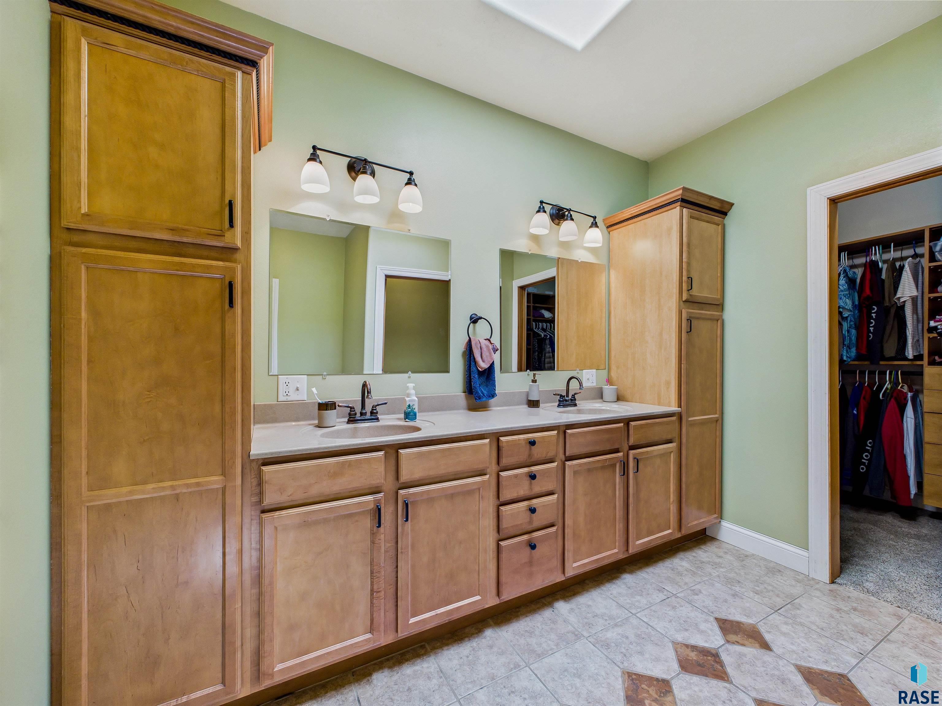 2601 N Devon Ave Avenue, Tea, South Dakota image 15