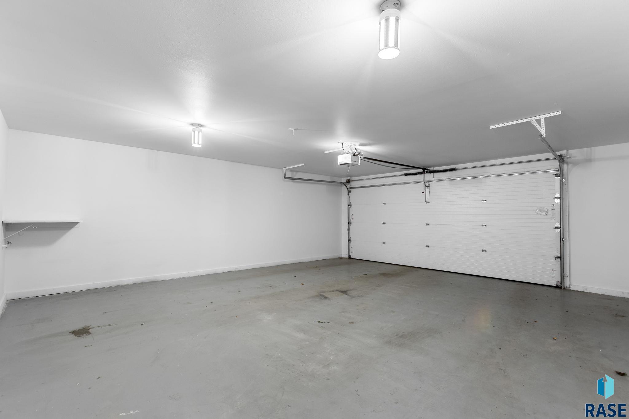 4601 S Oxbow Ave Avenue #301, Sioux Falls, New Jersey image 35