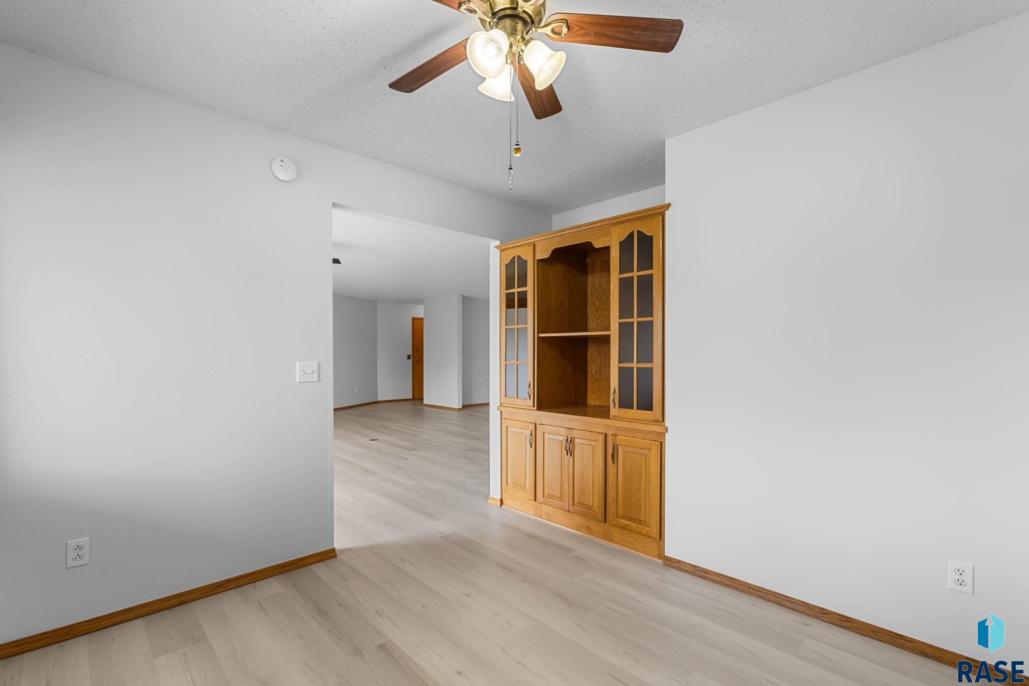 4601 S Oxbow Ave Avenue #301, Sioux Falls, New Jersey image 18