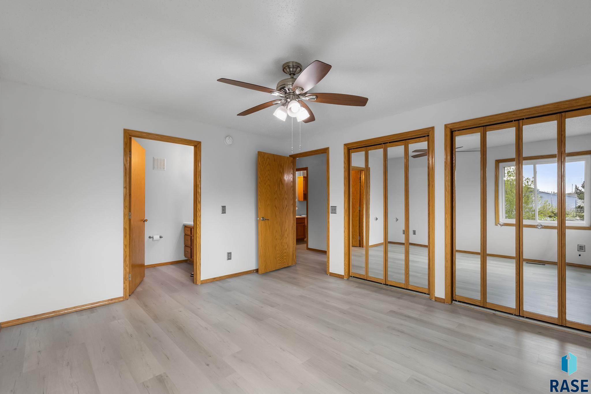 4601 S Oxbow Ave Avenue #301, Sioux Falls, New Jersey image 28