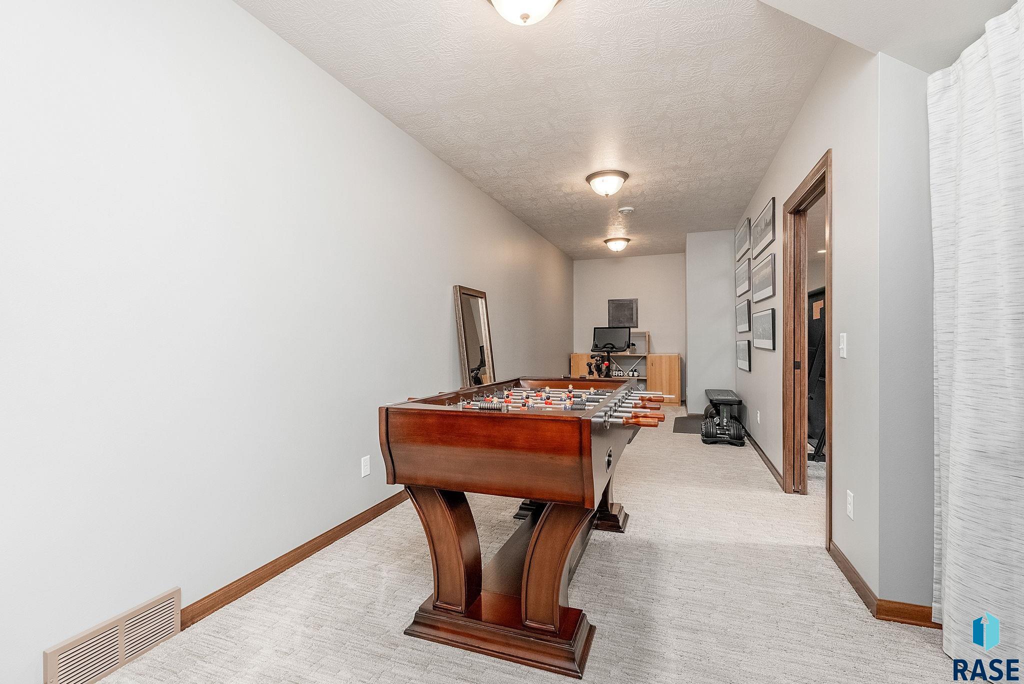 500 E 77th St Street, Sioux Falls, New Jersey image 16