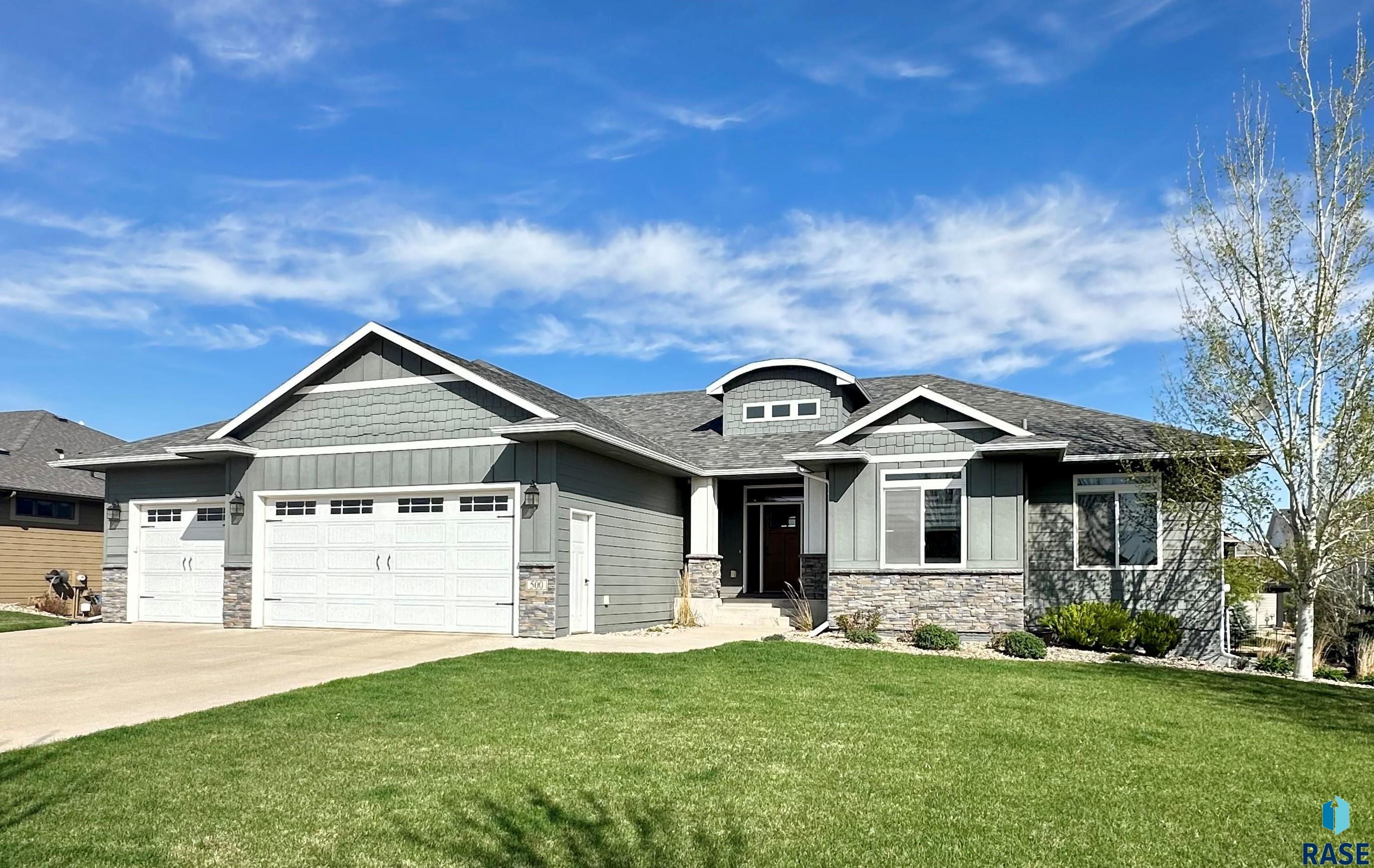 500 E 77th St Street, Sioux Falls, New Jersey image 1