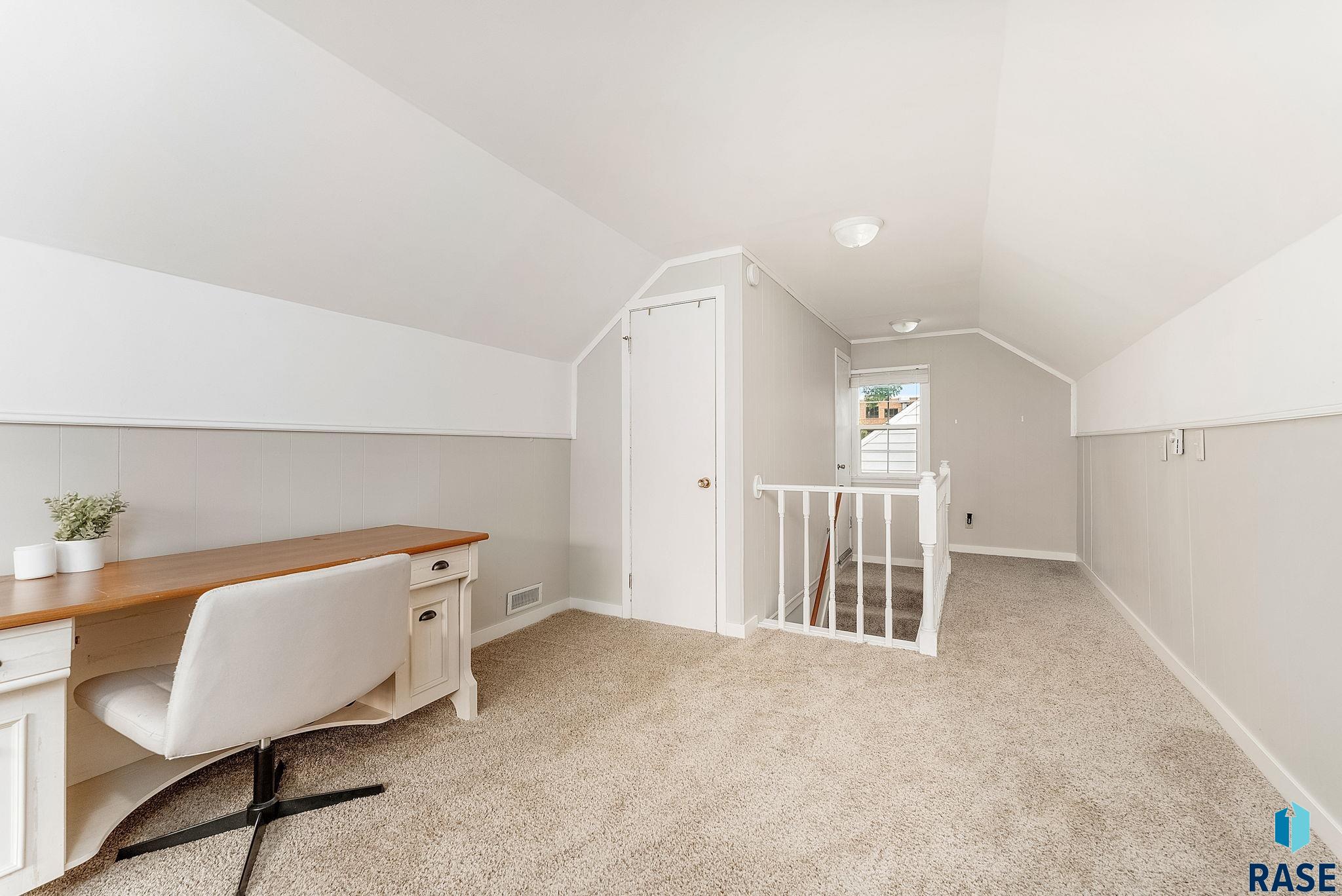 Madison, South Dakota 57042, United States, 3 Bedrooms Bedrooms, ,2 BathroomsBathrooms,Residential,Active,154848