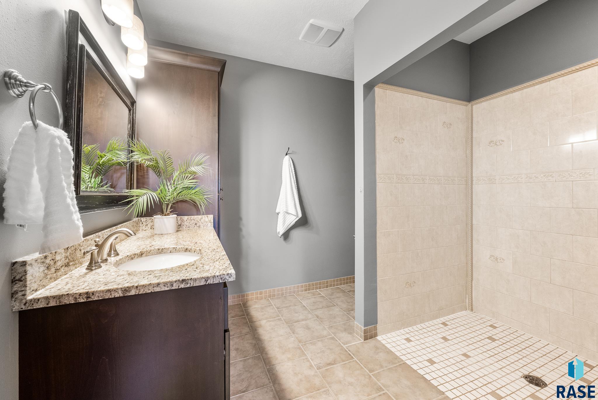 516 N Dominic Ave Avenue, Sioux Falls, New Jersey image 15