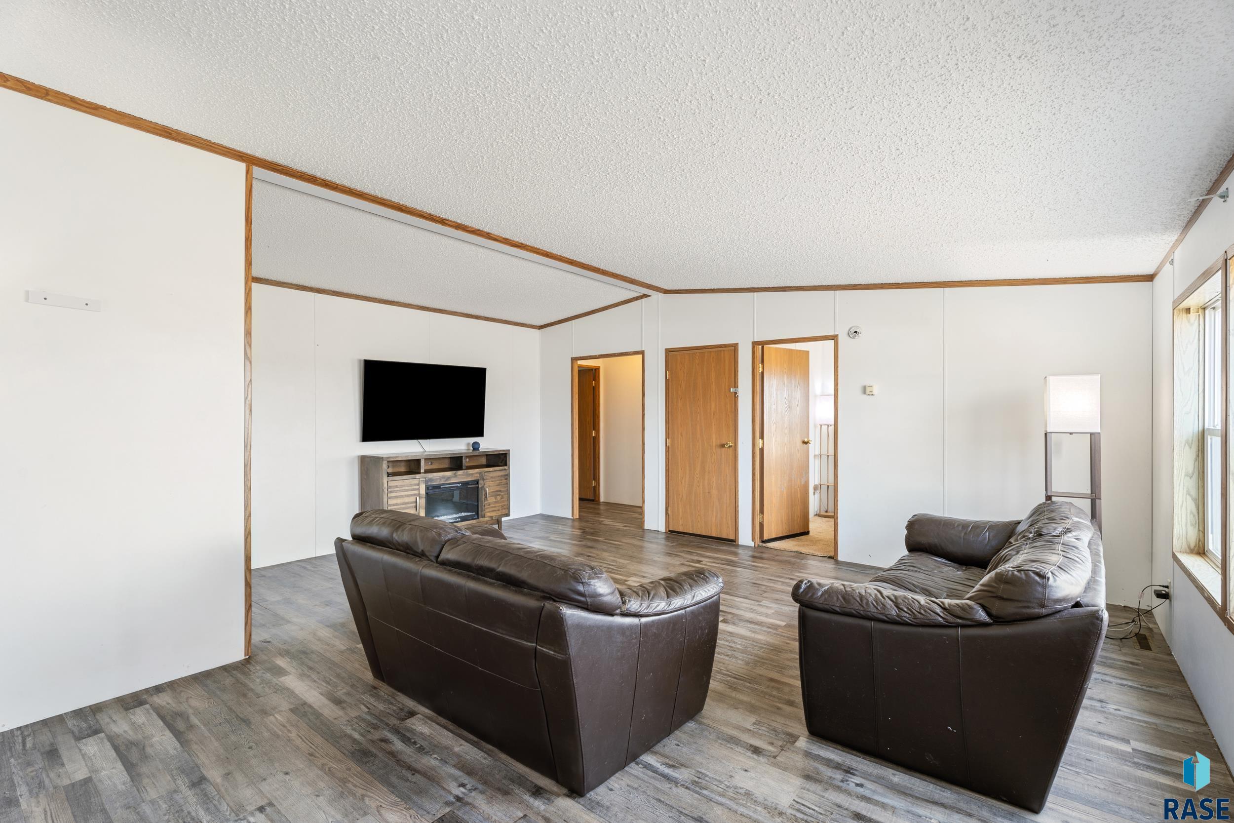 27052 463rd Ave Avenue, Chancellor, South Dakota image 6