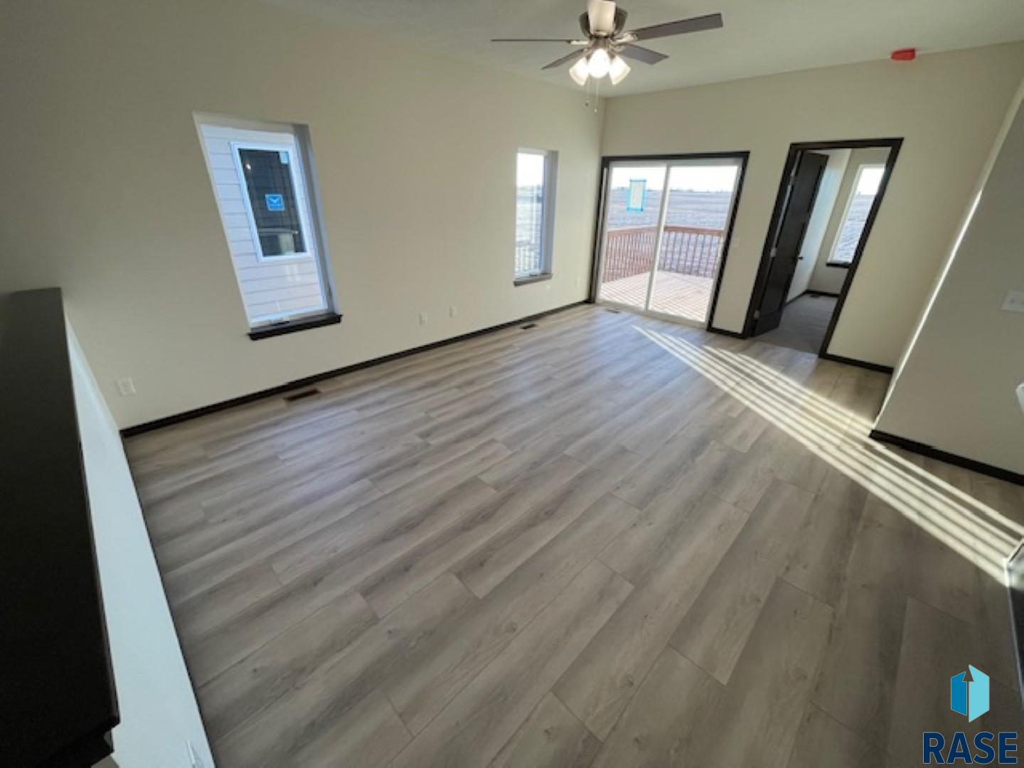 9661 W Tunis Dr Drive, Sioux Falls, South Dakota image 3