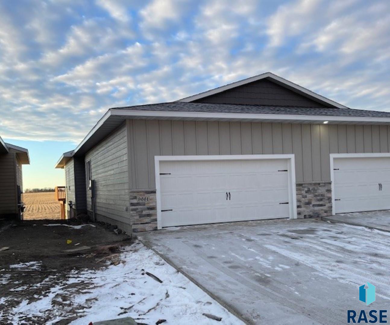 9661 W Tunis Dr Drive, Sioux Falls, South Dakota image 1