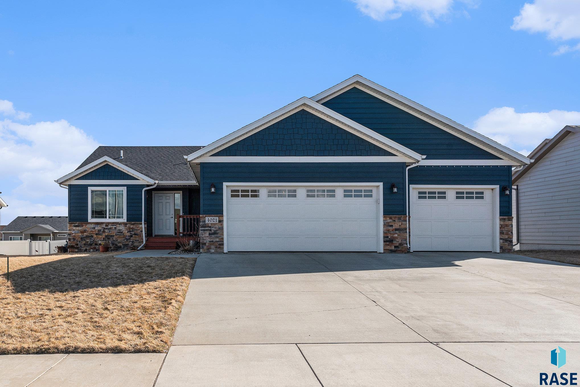 4021 S Appollonia Ct Court, Sioux Falls, South Dakota image 2