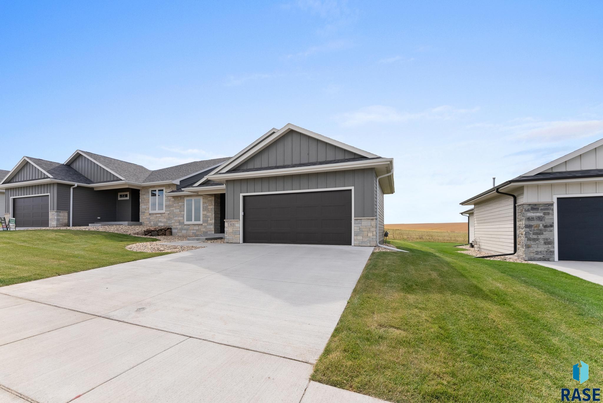 513 N Wildcat Dr Drive, Sioux Falls, South Dakota image 4