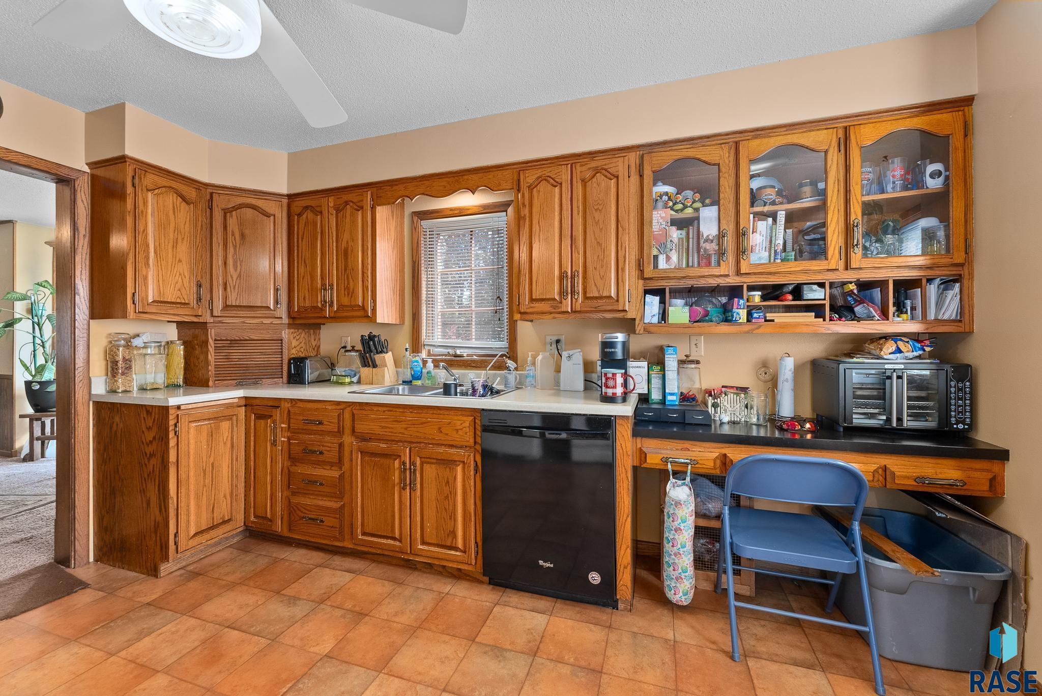 313 E Maple St Street, Harrisburg, South Dakota image 16