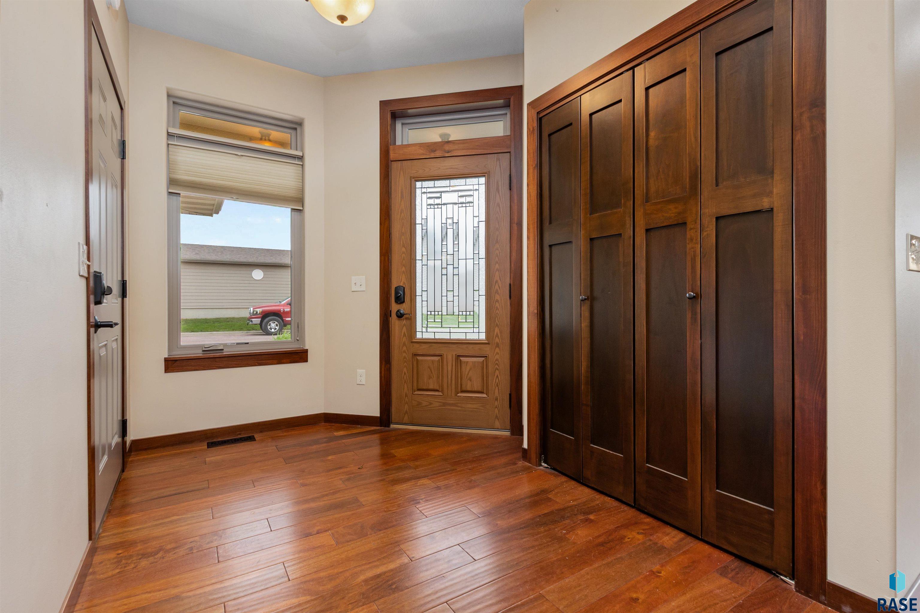 301 S Spring Pl Place, Brandon, New Jersey image 6