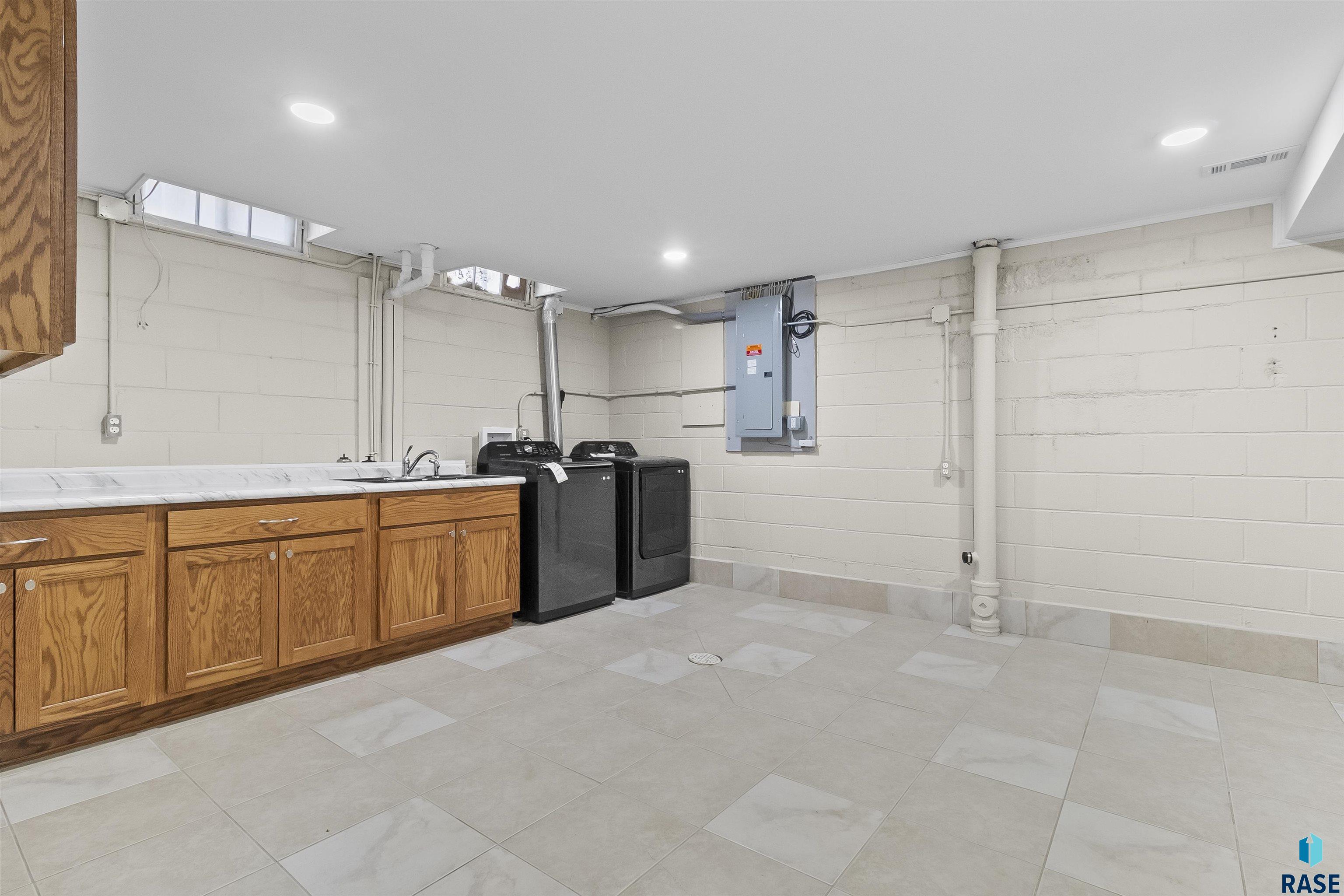 1205 Douglas Ave Avenue, Yankton, South Dakota image 20
