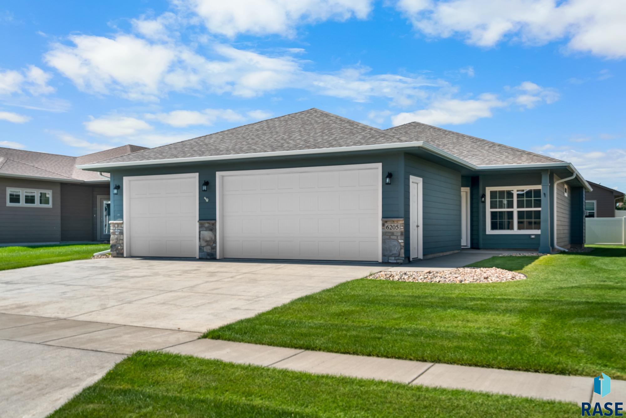 6205 Canyon Springs Ave Avenue, Sioux Falls, South Dakota image 2