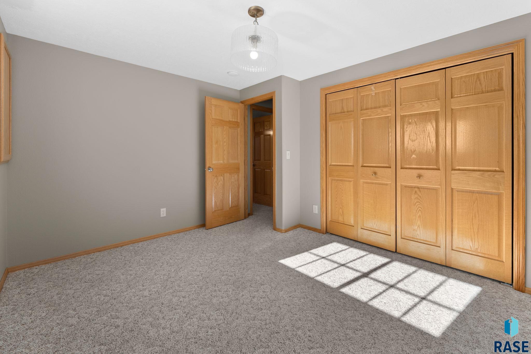 142 W Doral Ct Court, Sioux Falls, South Dakota image 31