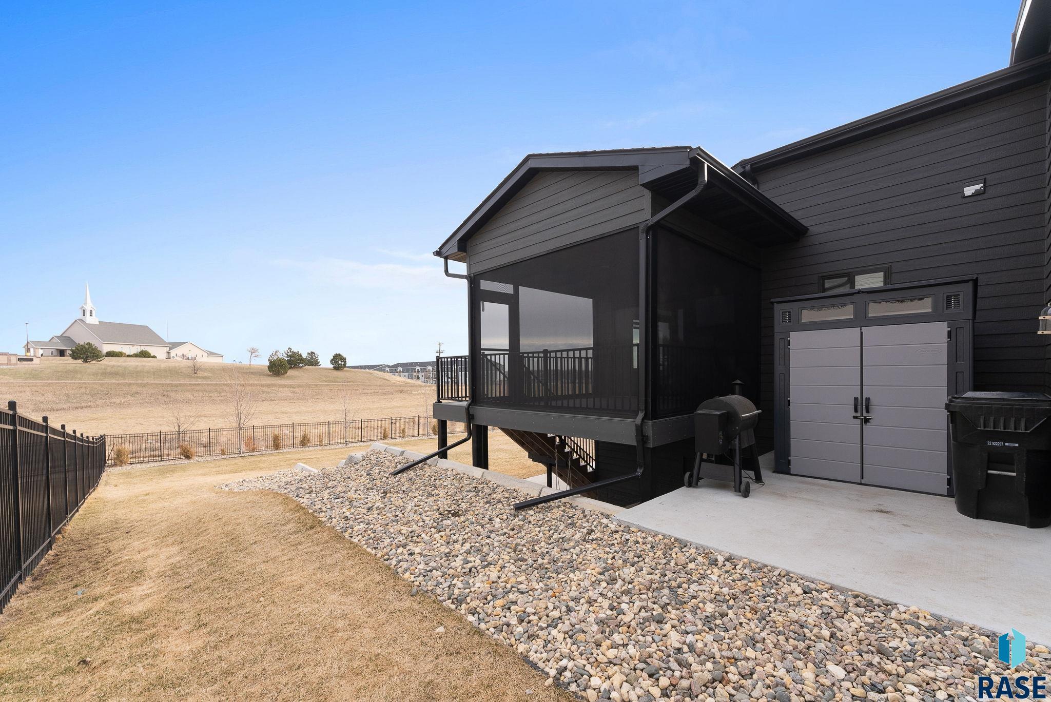 7308 E Dillon Creek Dr Drive, Sioux Falls, South Dakota image 5