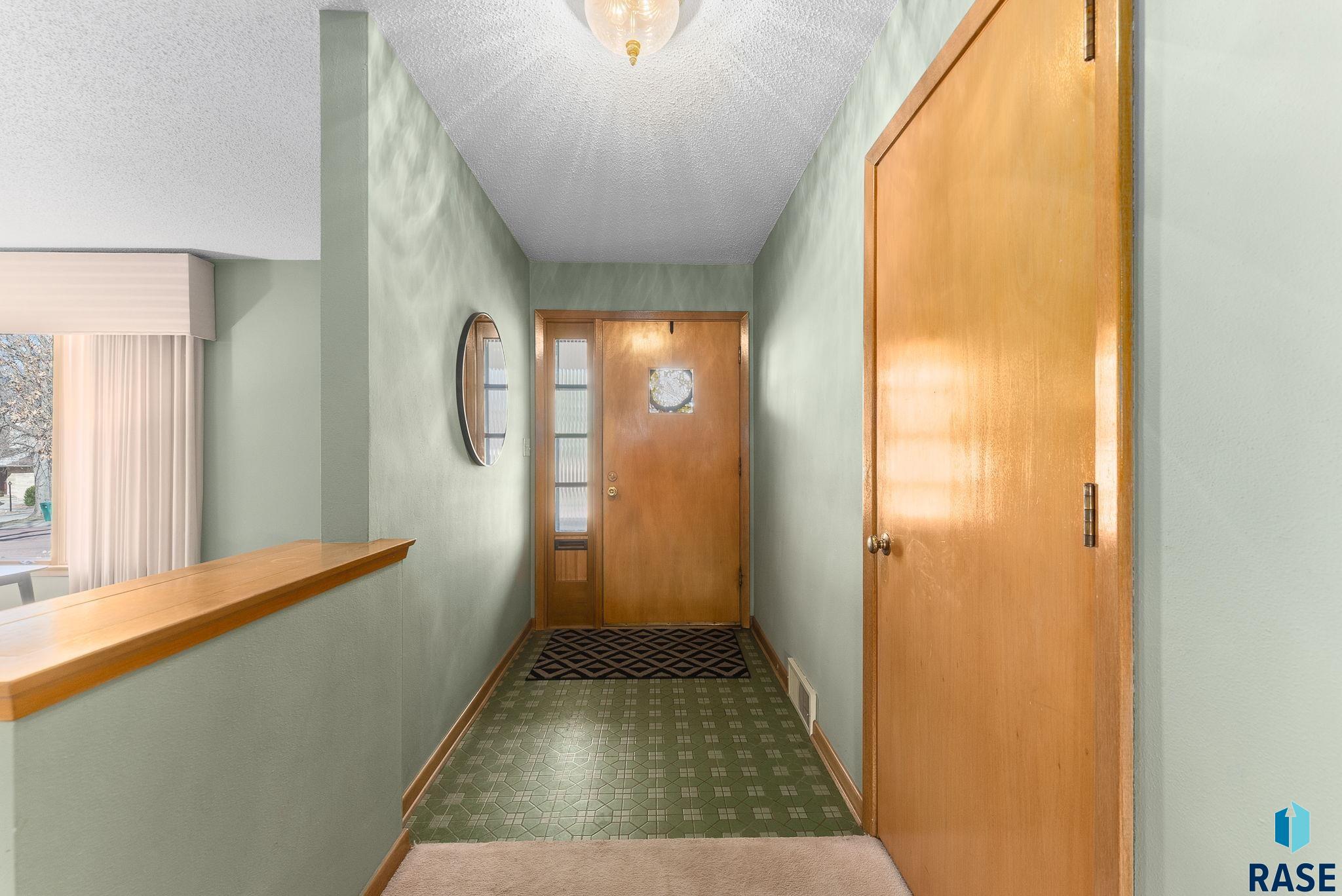1209 S Lyndale Ave Avenue, Sioux Falls, South Dakota image 6
