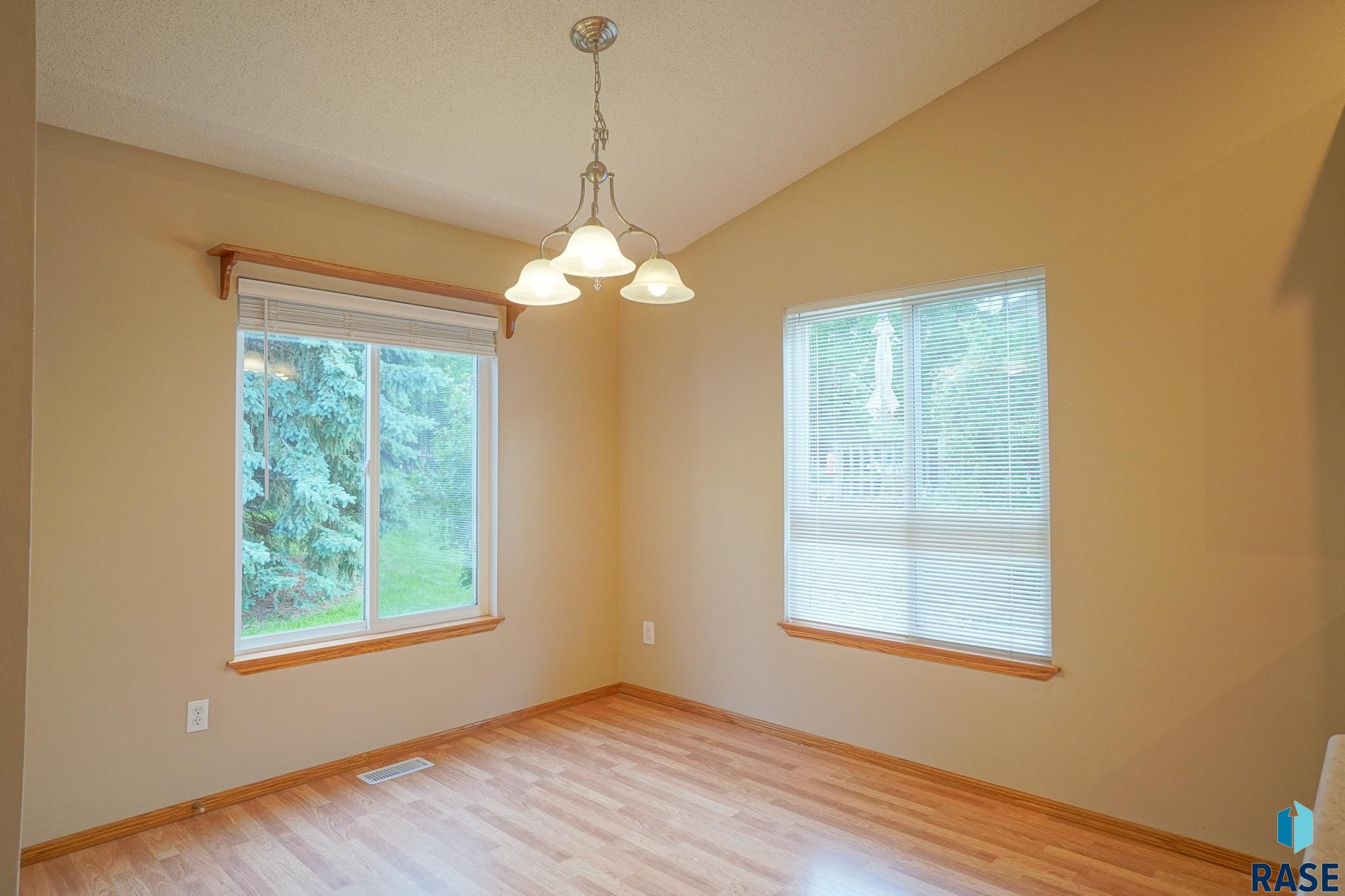 1601 E 63rd St Street, Sioux Falls, New Jersey image 11