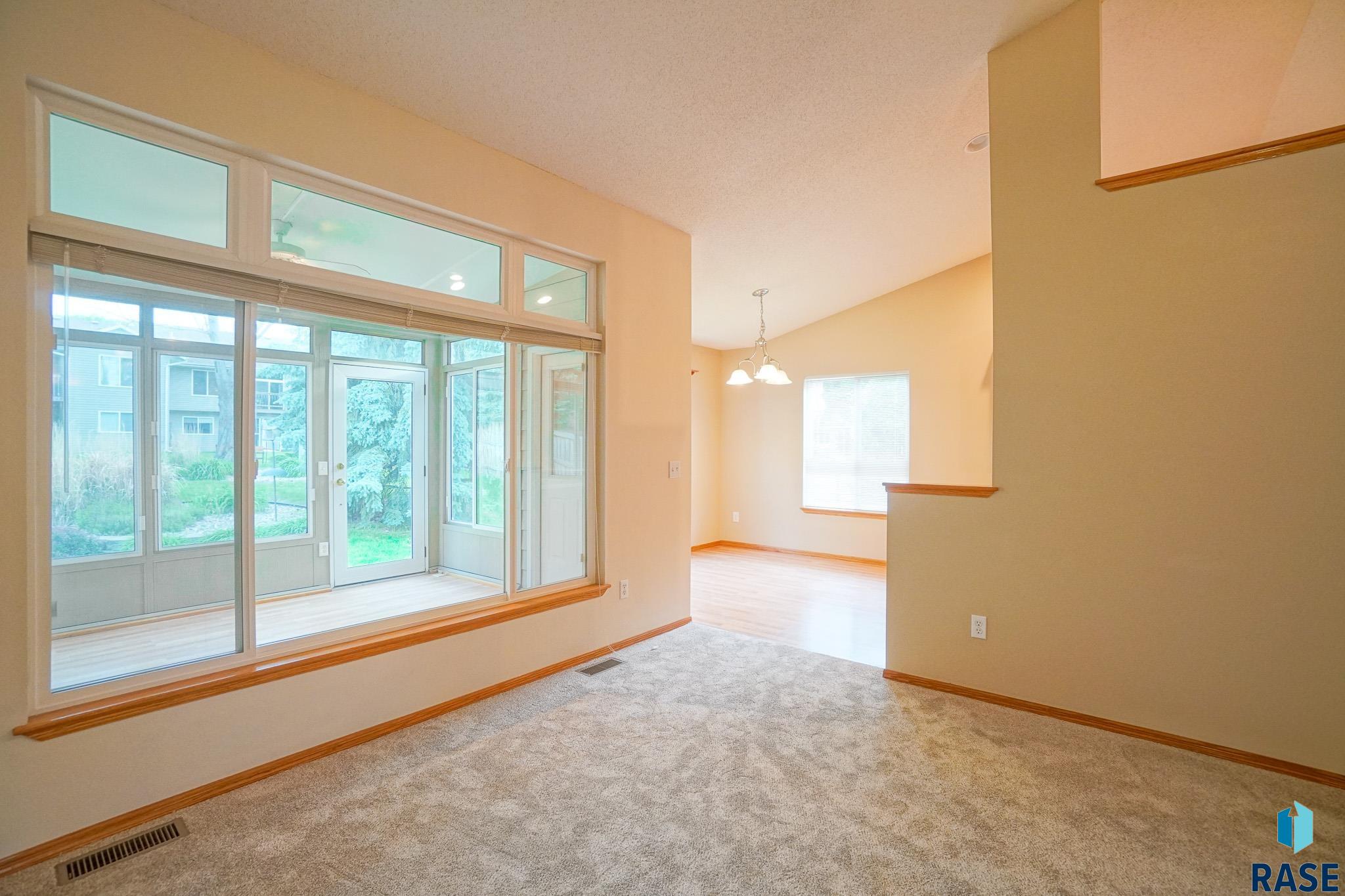 1601 E 63rd St Street, Sioux Falls, New Jersey image 4