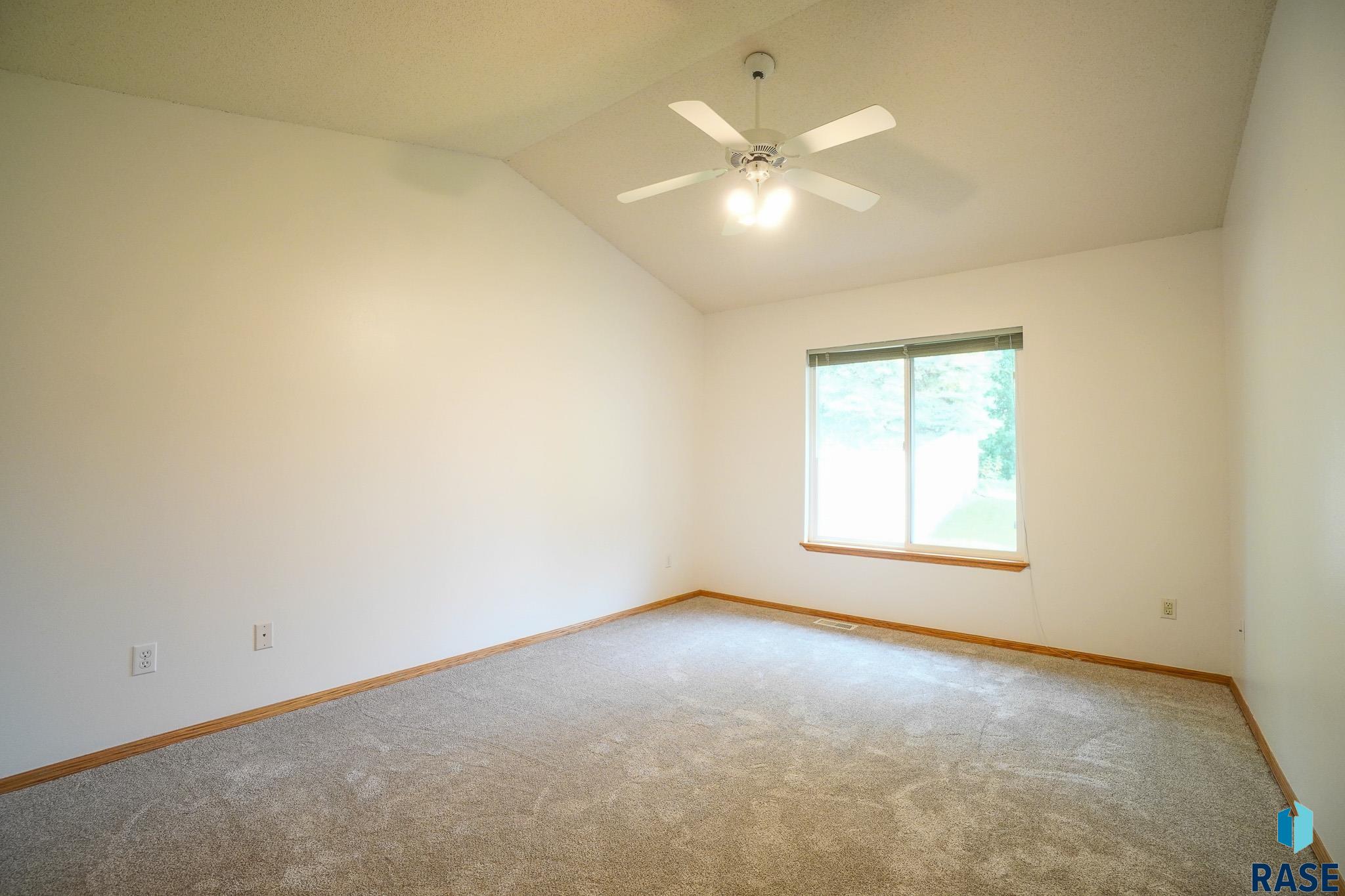 1601 E 63rd St Street, Sioux Falls, New Jersey image 18
