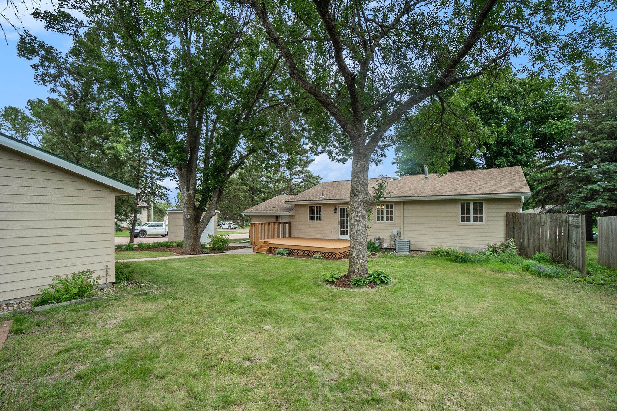 721 N Catherine Ave Avenue, Madison, South Dakota image 6