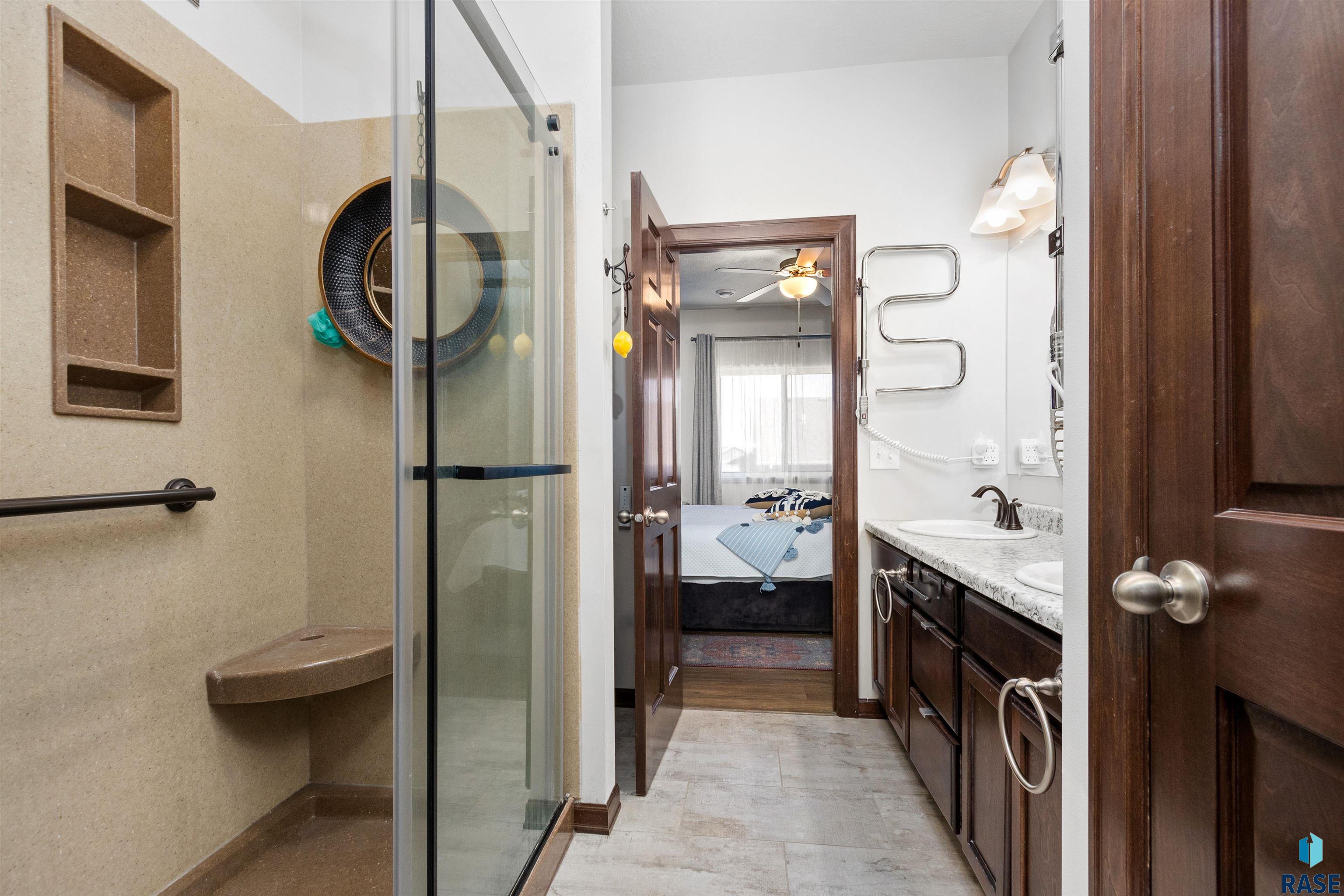 3614 E Siasconset Pl Place, Sioux Falls, New Jersey image 5